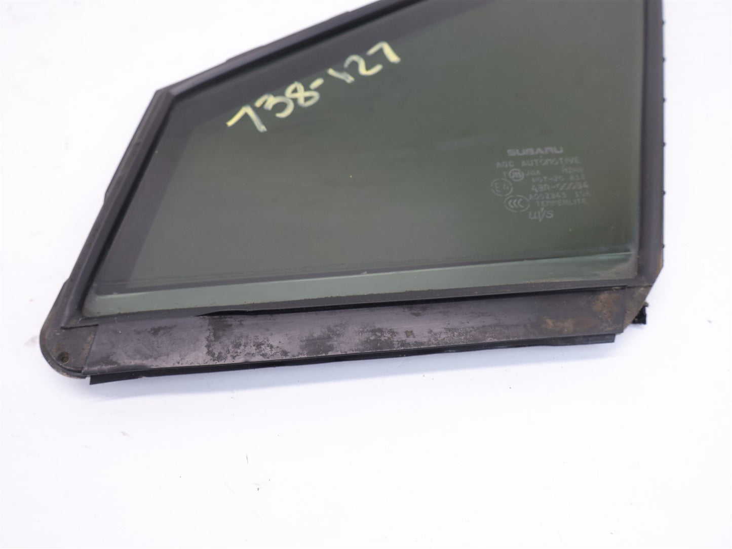 2015-2021 Subaru WRX Driver Front Door Vent Glass Corner LH Left Side OEM