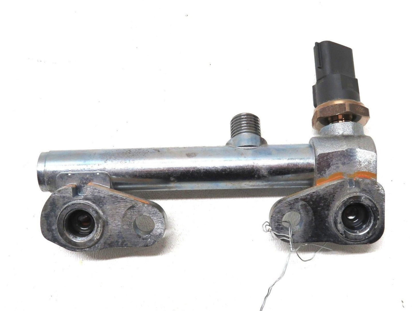 2017-2020 Subaru Impreza 2.0 Passenger Fuel Injector Rail RH Right Side Pipe OEM