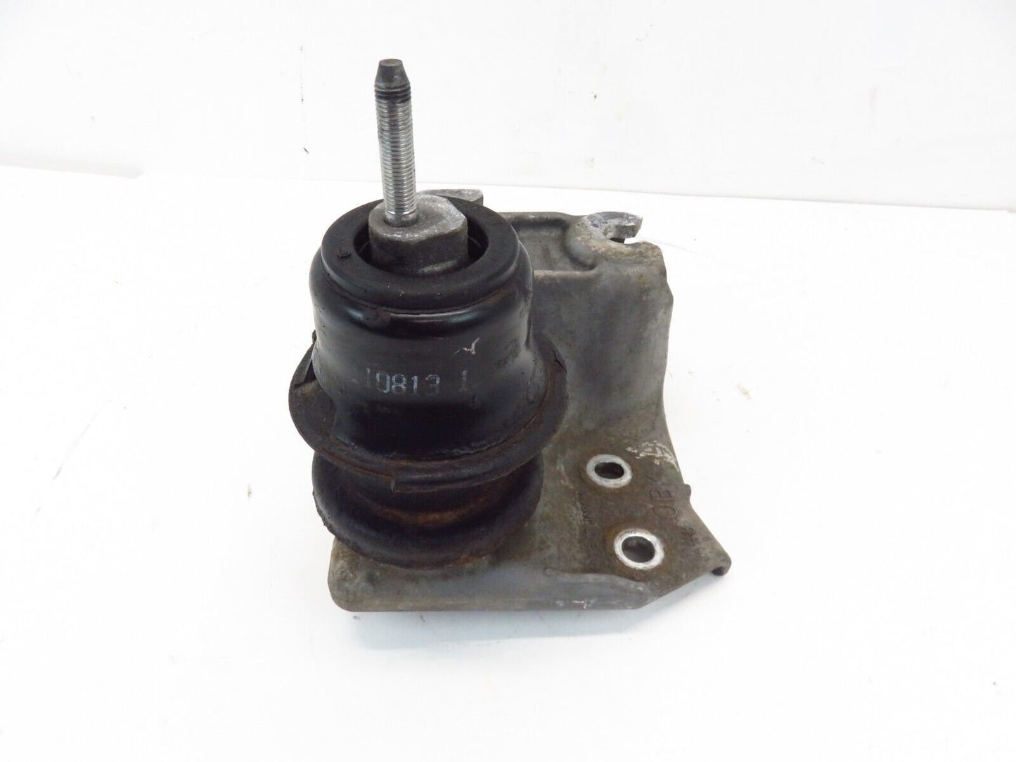 2013 Subaru Outback Driver Motor Mount Bracket LH Left Side OEM 2010-2014