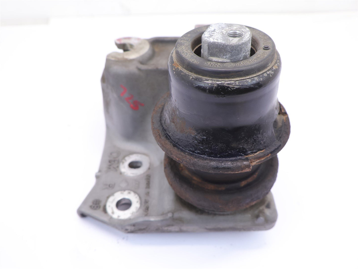 2010-2013 Subaru Outback Passenger Motor Mount Engine Bracket RH Right OEM