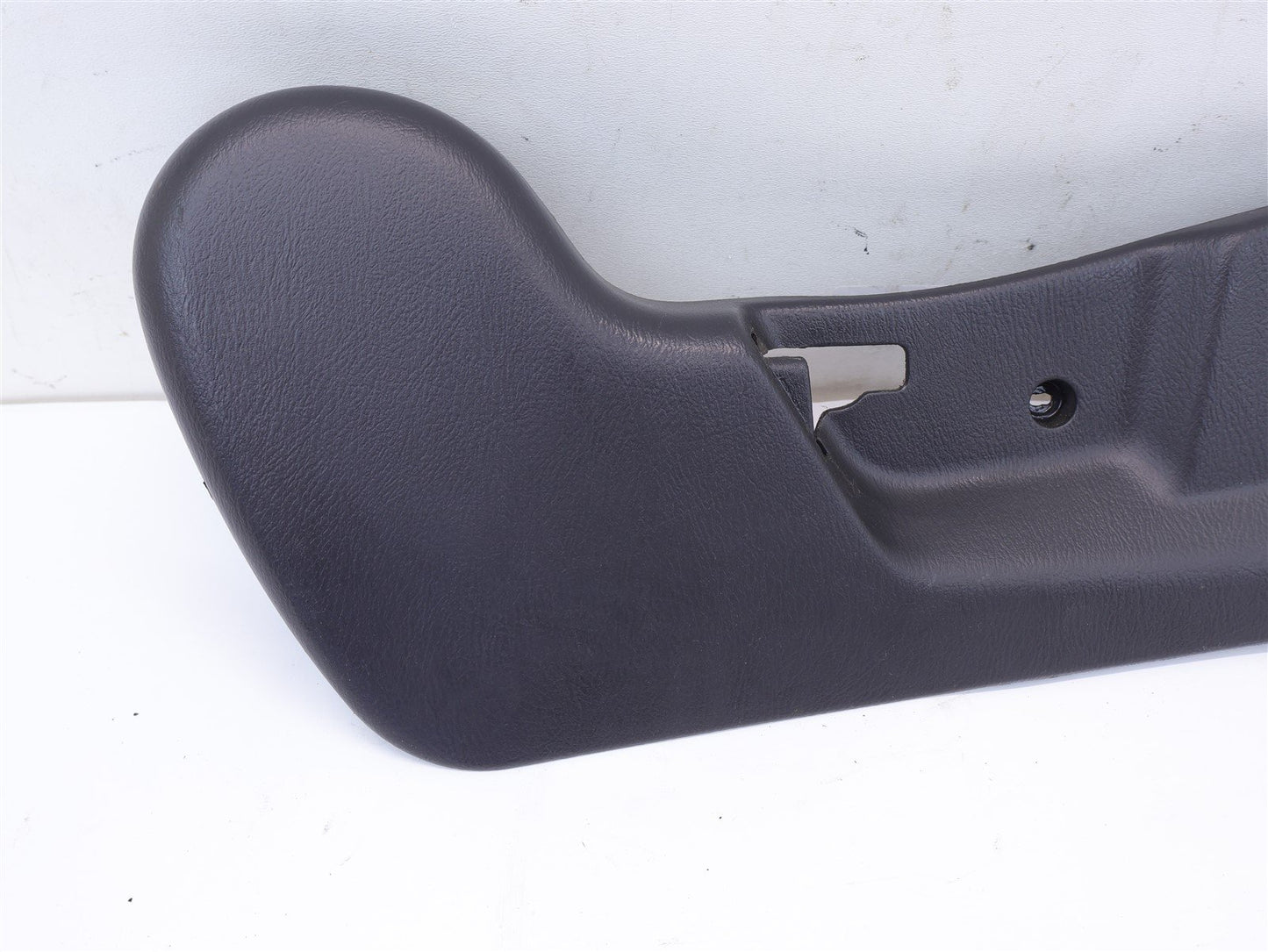 04-07 Subaru Impreza WRX Passenger Front Seat Trim Bottom Panel Cover 2004-2007