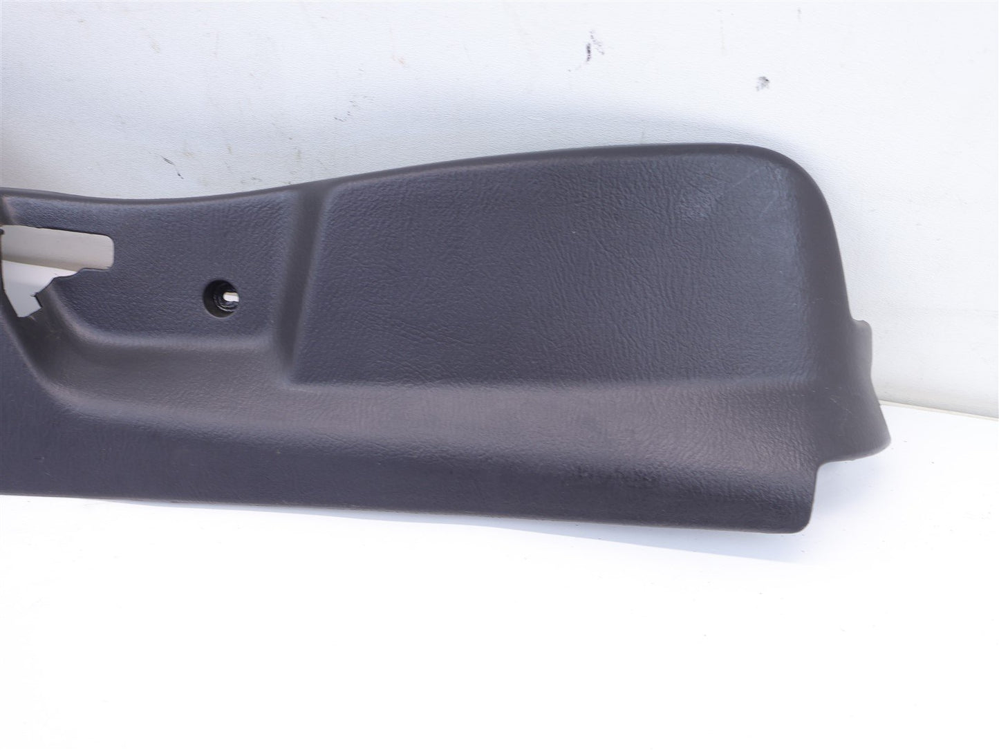 04-07 Subaru Impreza WRX Passenger Front Seat Trim Bottom Panel Cover 2004-2007