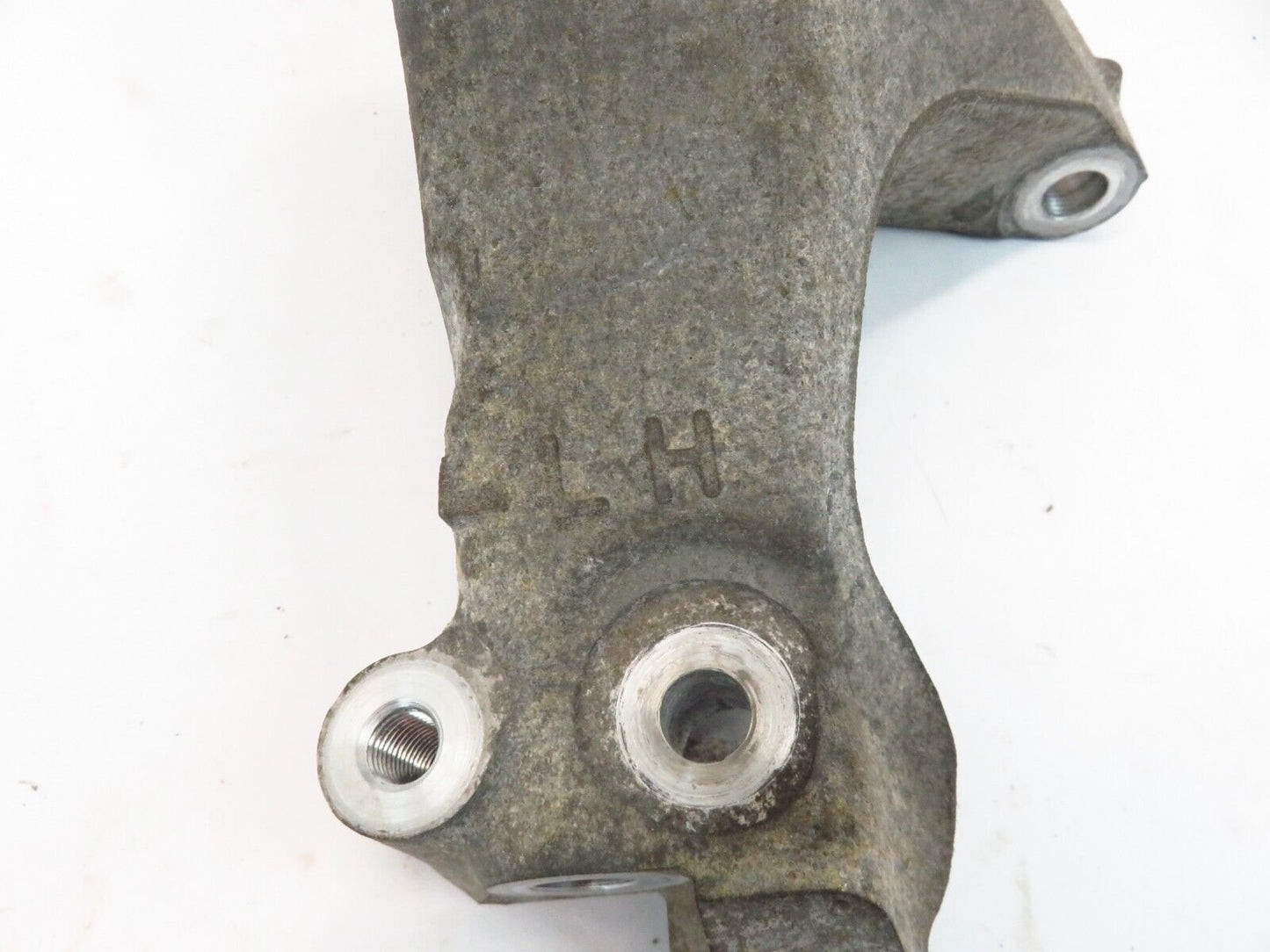 2010-2014 Subaru Outback Transmission Motor Bracket 2.5L CVT Driver LH 85k OEM