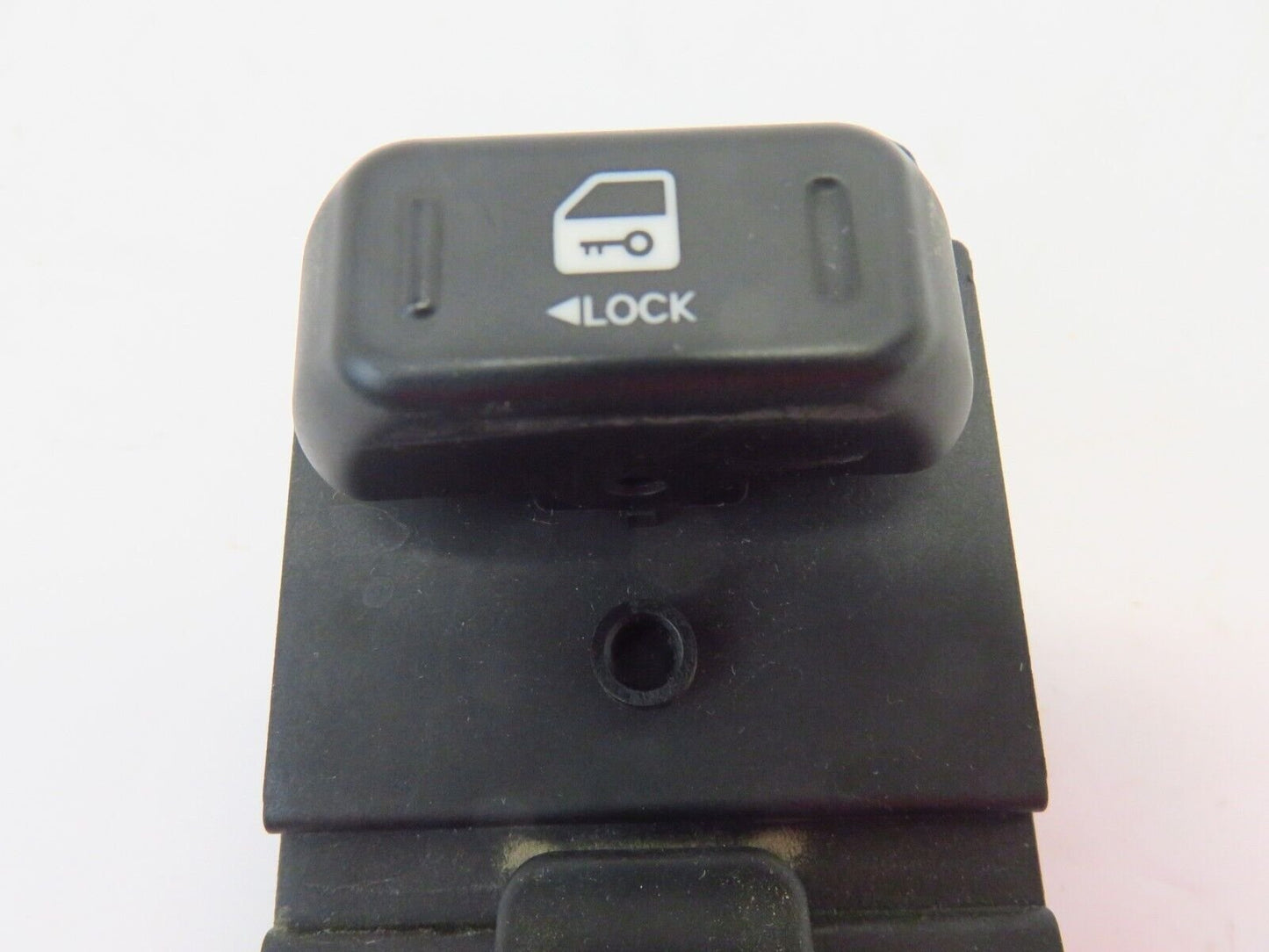 2013-2016 Hyundai Genesis Coupe 2.0T Passenger Window Switch Door Lock Power RH