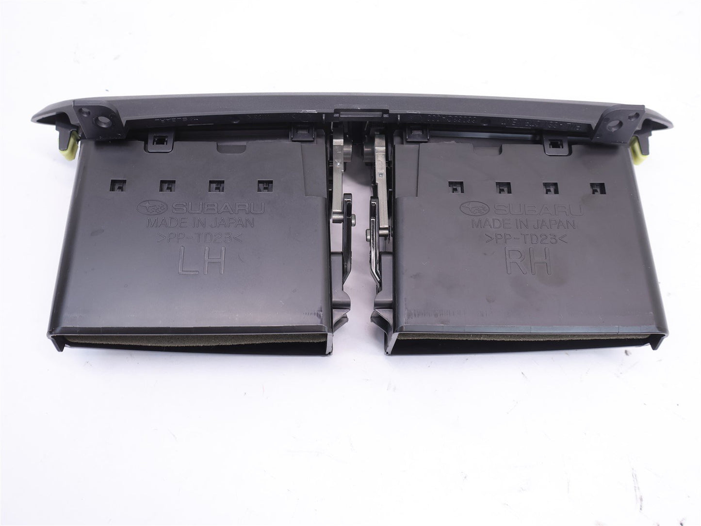 2013-2016 Scion FR-S Center Vent Vents Driver & Passenger Dash OEM 13-16 BRZ