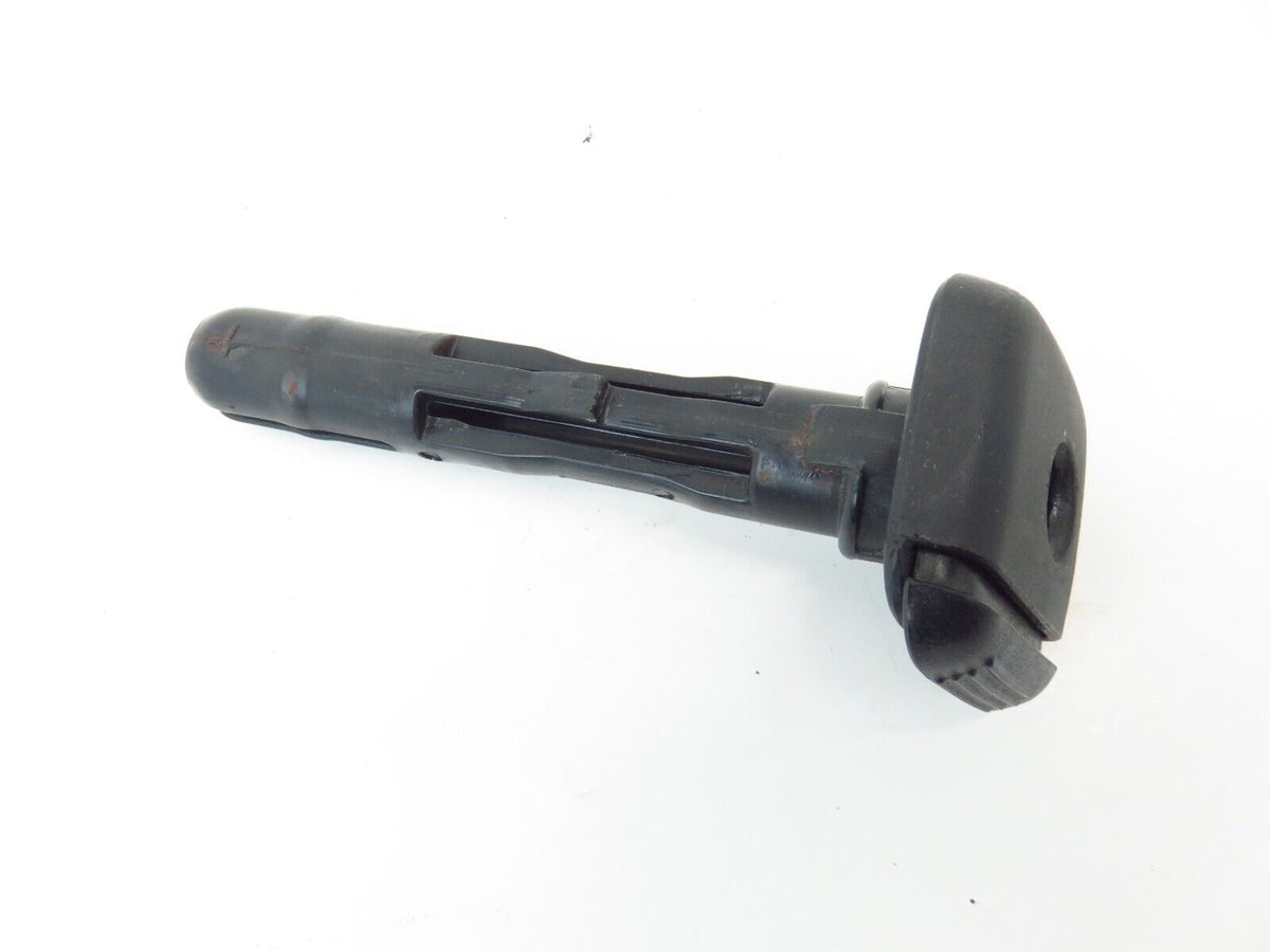 2013-2016 Hyundai Genesis COUPE Front Seat Headrest Guide w/ Adjuster LH or RH