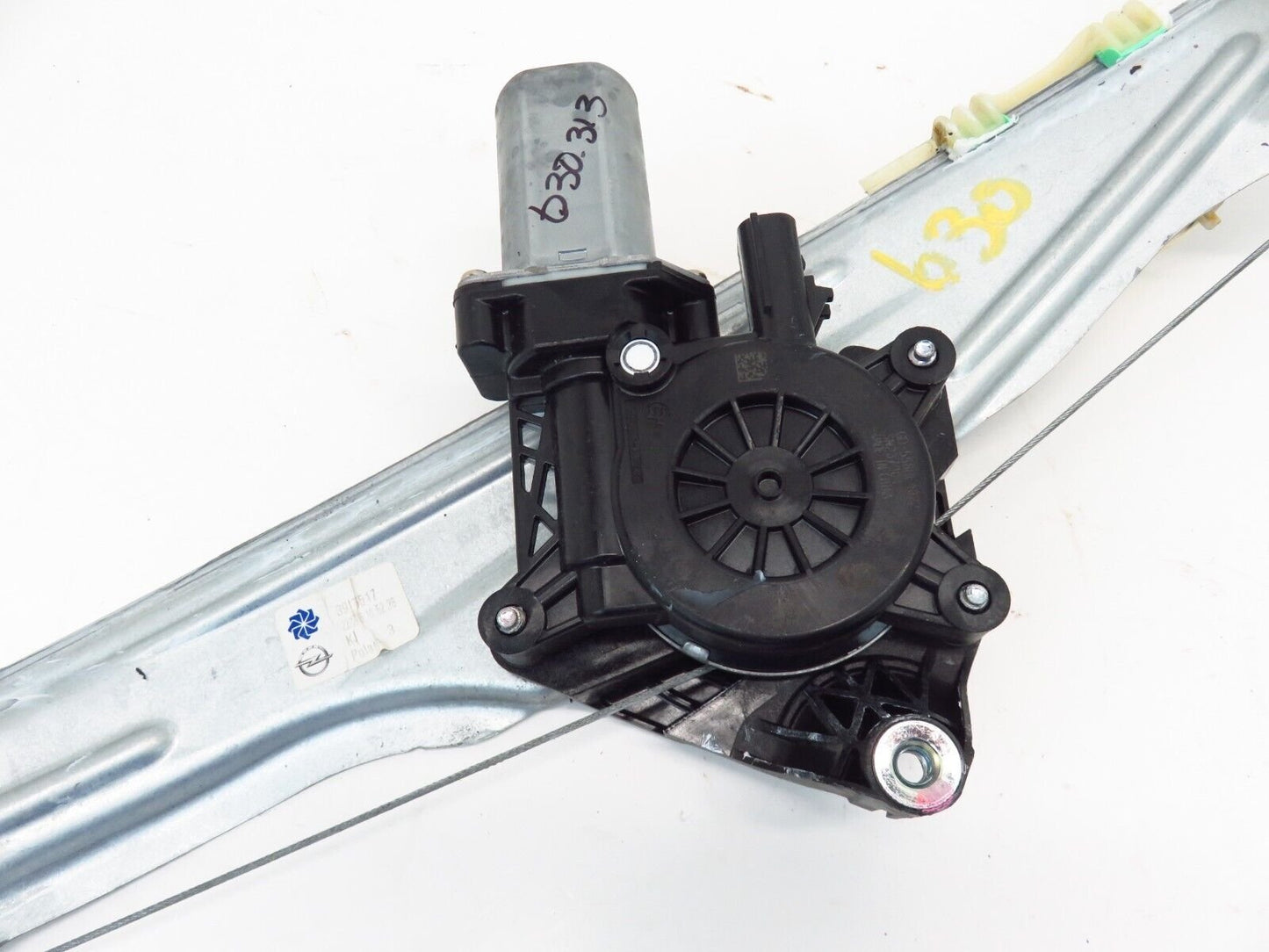 2018-2019 Buick Regal TourX Passenger Rear Window Motor Regulator RH Door OEM