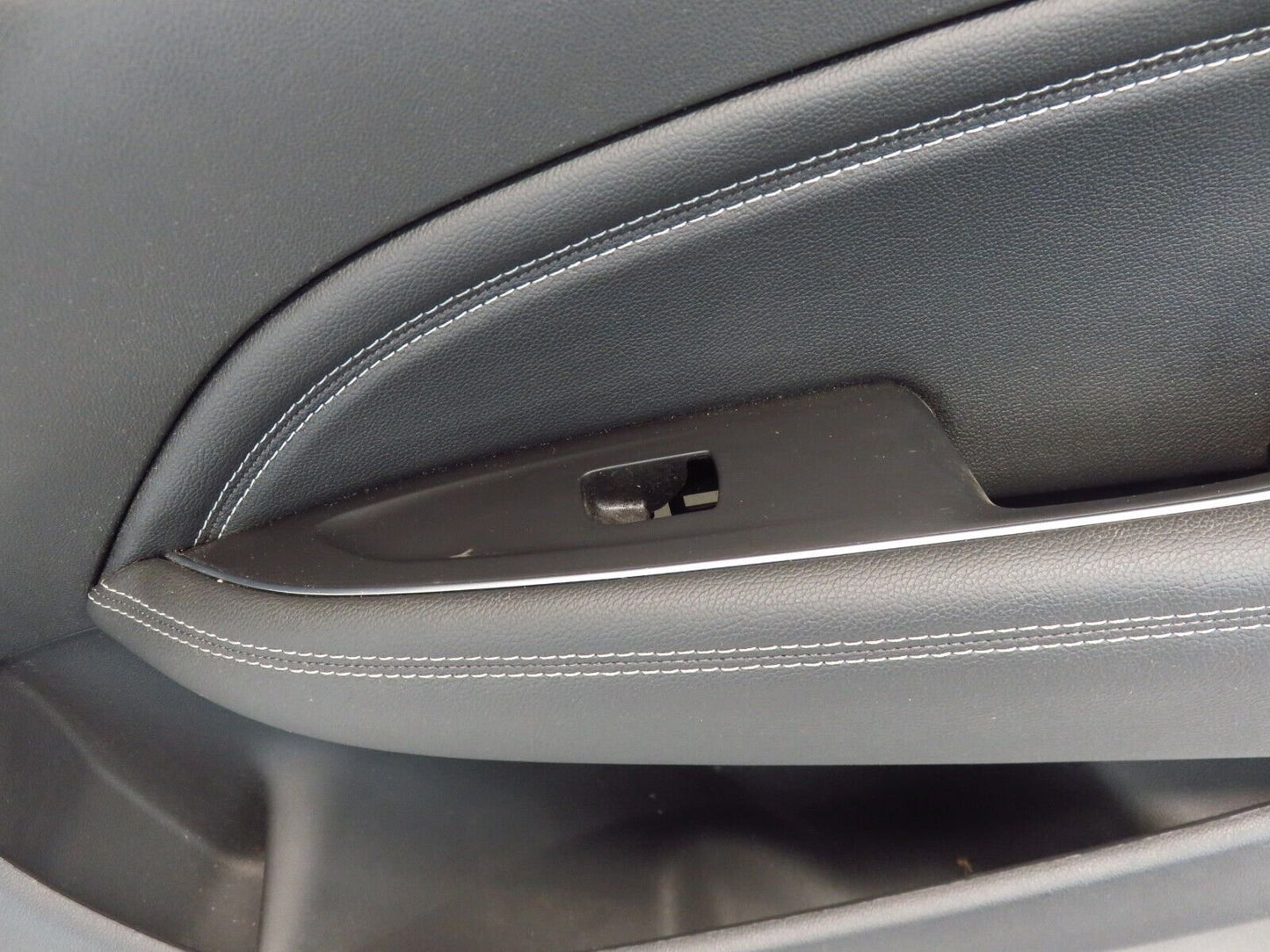 2019 Buick Regal TourX Passenger Front Door Panel Trim Cover RH Right 19 OEM
