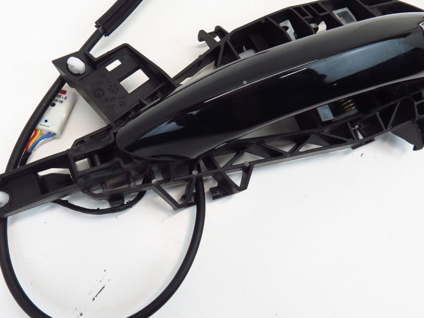 2018-2020 Buick Regal Passenger Front Door Handle Exterior RH Right 507B OEM