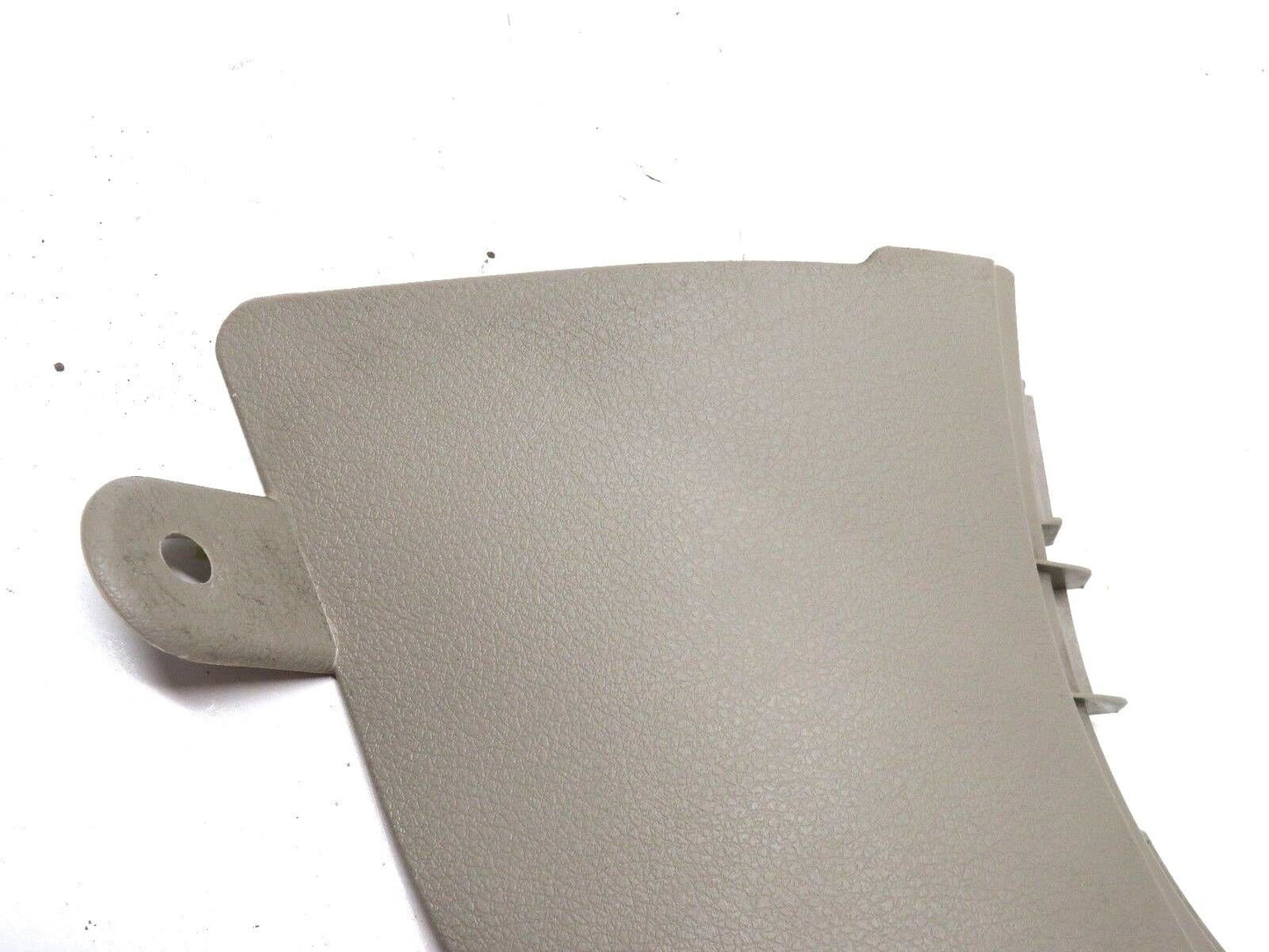 2005-2009 Subaru Legacy Passenger Kick Panel Floor Front Trim RH 05-09 Outback