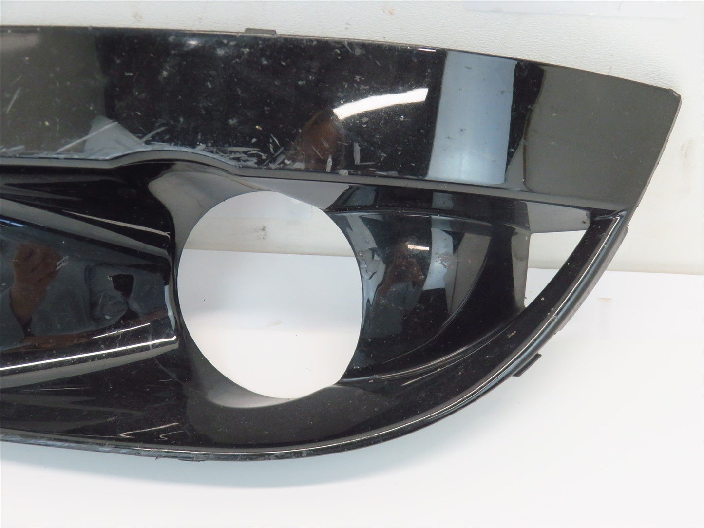 2004-2005 Subaru Impreza WRX Driver Fog Light Cover Trim Bezel Bumper LH SEDAN