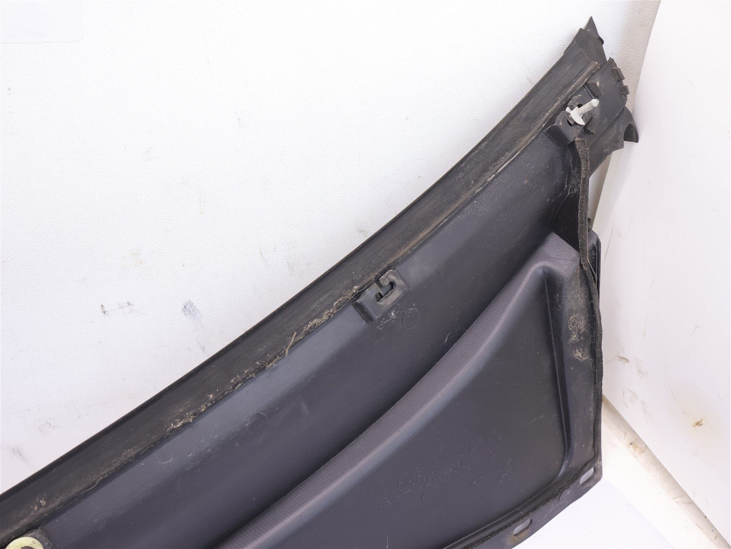 2002-2007 Subaru Impreza WRX STI Wiper Cowl Windshield Panel Cover 91411FE010