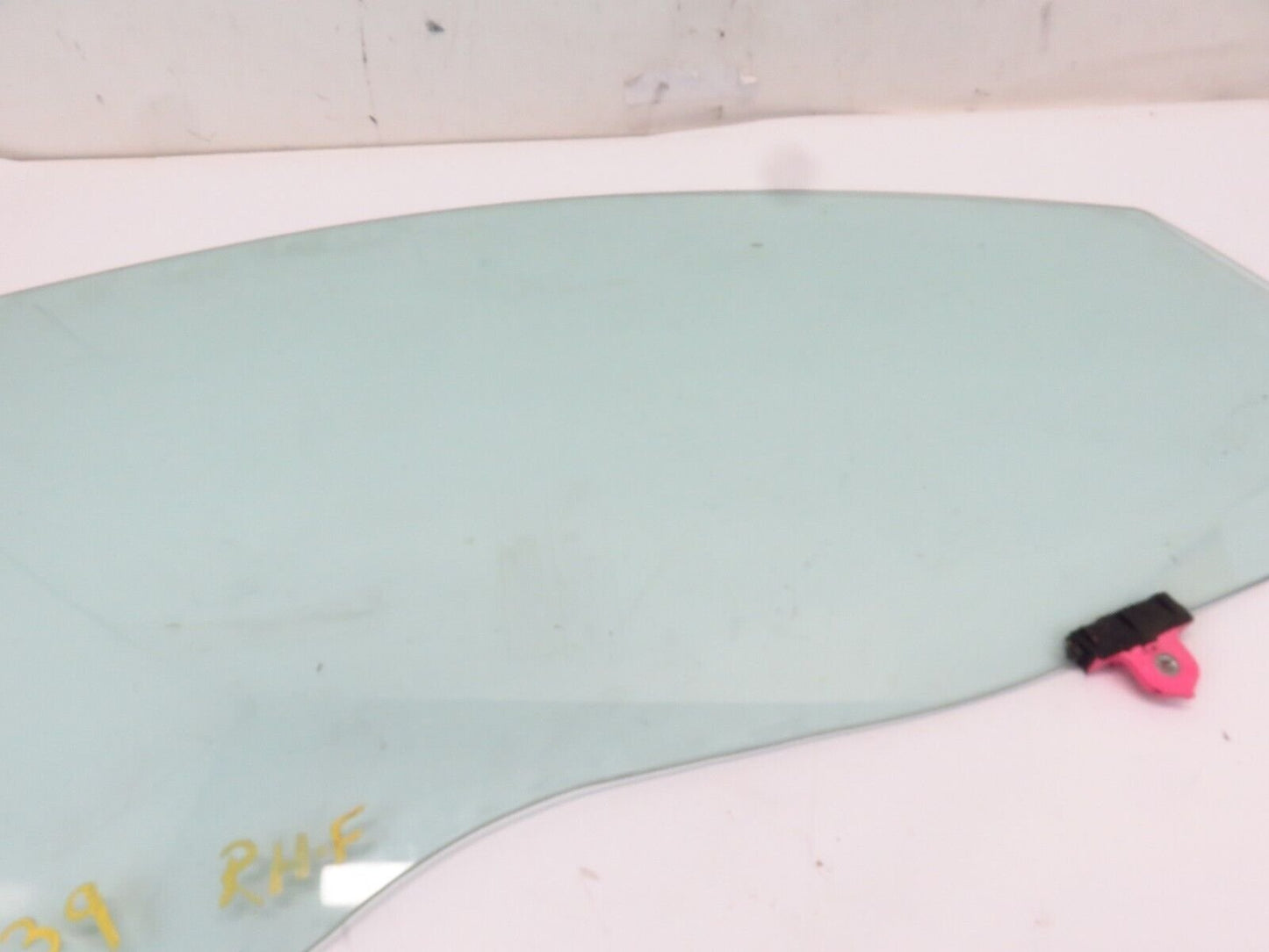 2017-2021 Mitsubishi Mirage G4 Sedan Passenger Front Door Glass Window RH OEM