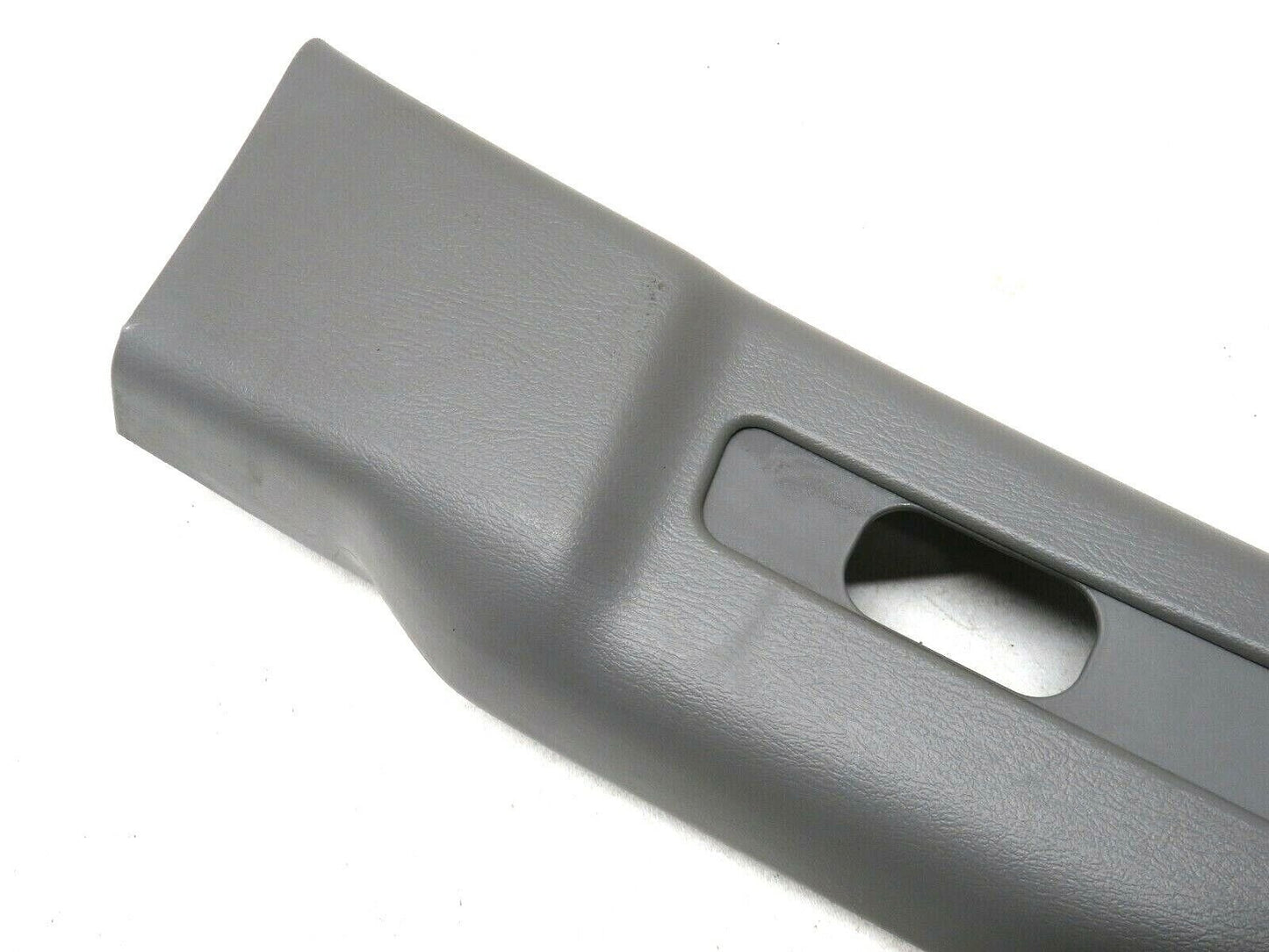 2003-2008 Subaru Forester Passenger B Pillar Trim Seat Belt Upper Right RH 03-08