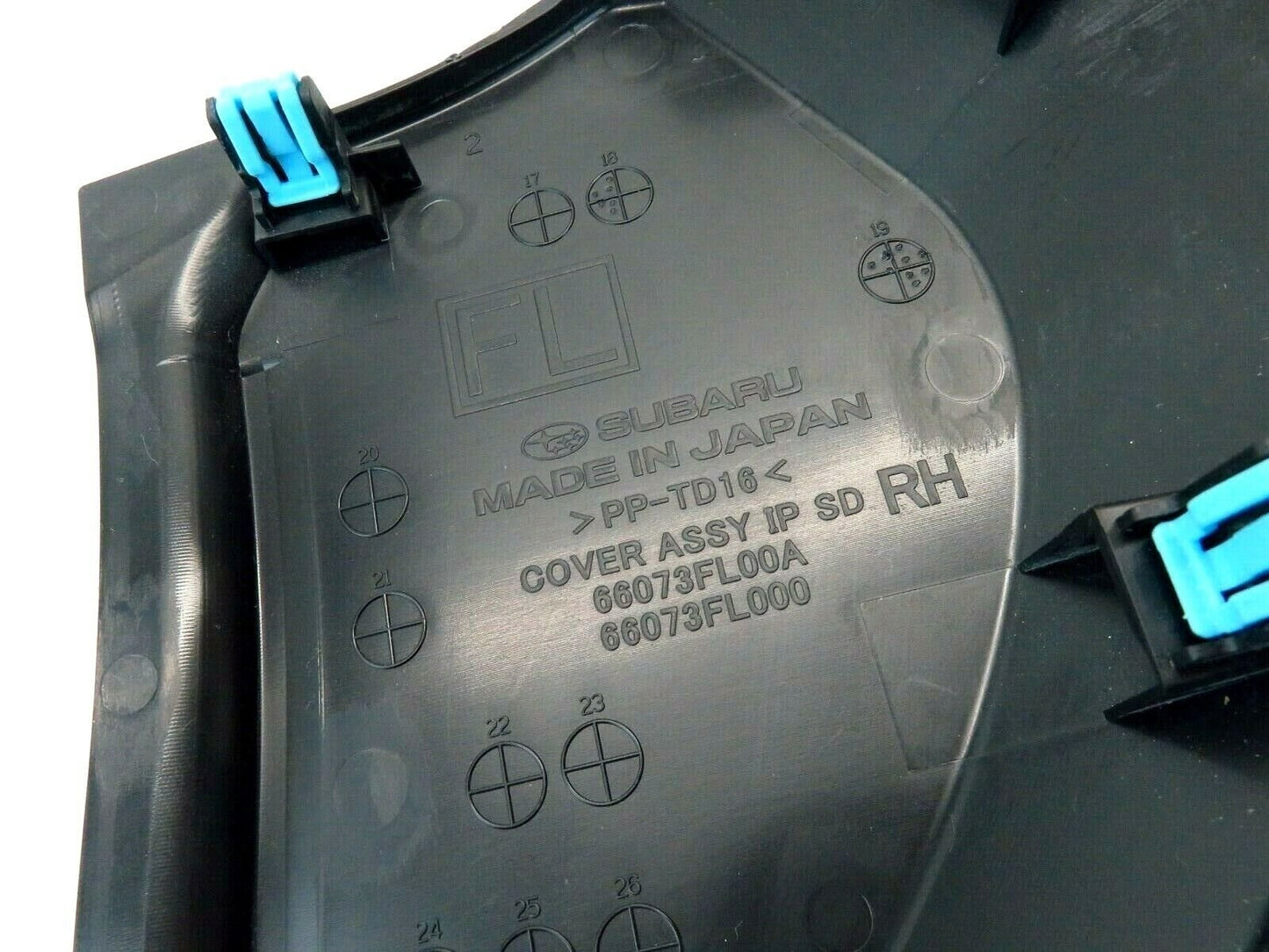 2018-2021 Subaru Crosstrek Passenger Dash Access Trim Panel Side End Cap RH