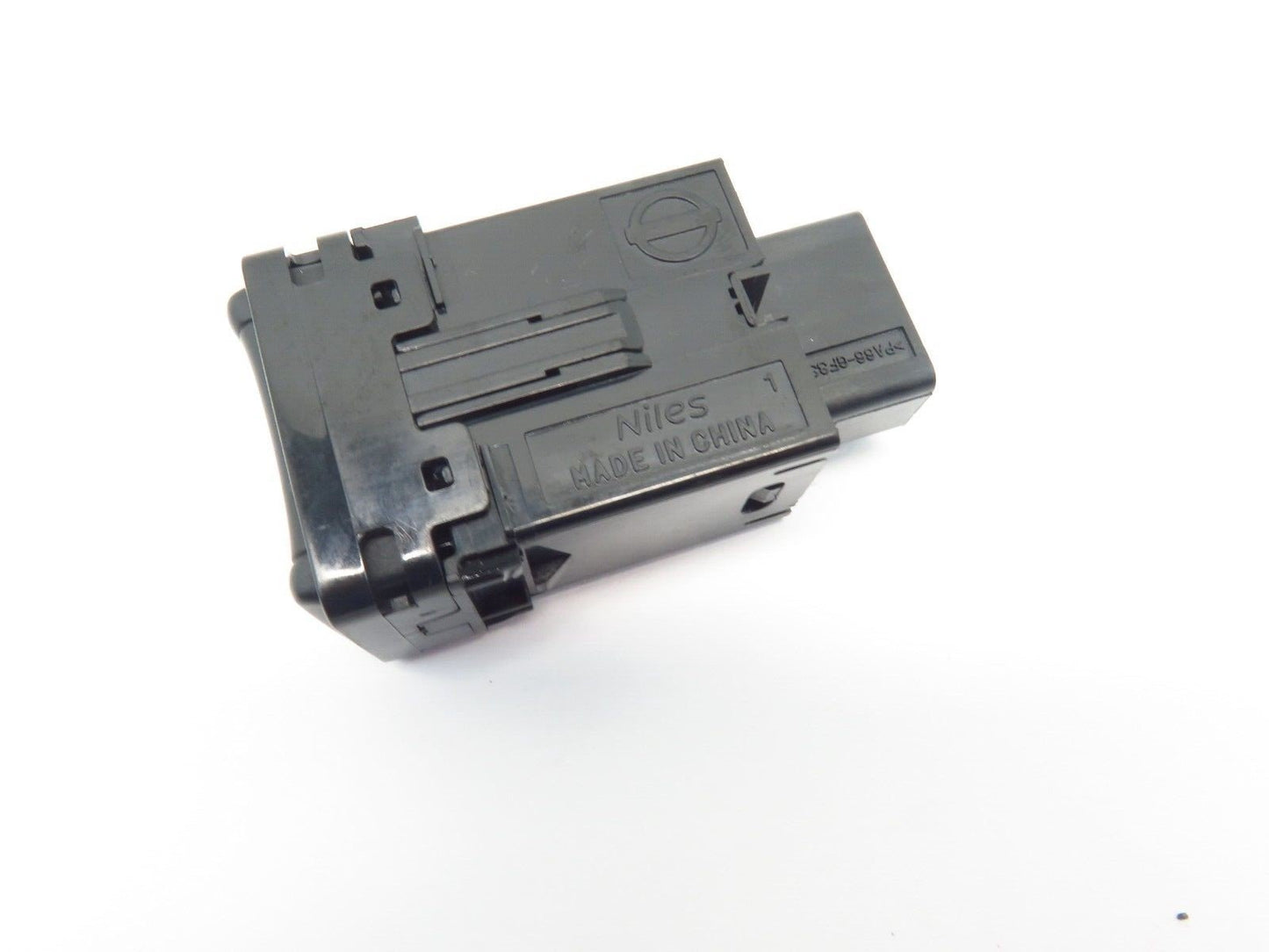 2017-2020 Nissan Rogue Sport AWD Lock Switch OEM 17-20