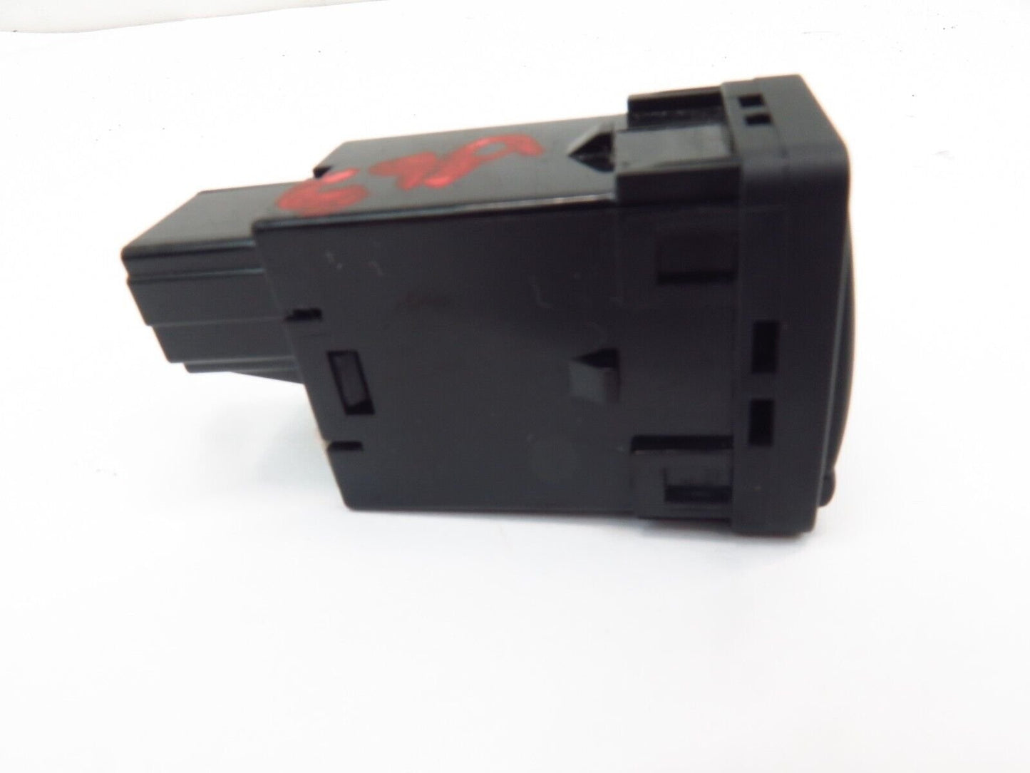 2017-2019 Nissan Rogue Sport Traction Switch Control Off Dash Button OEM 17-19