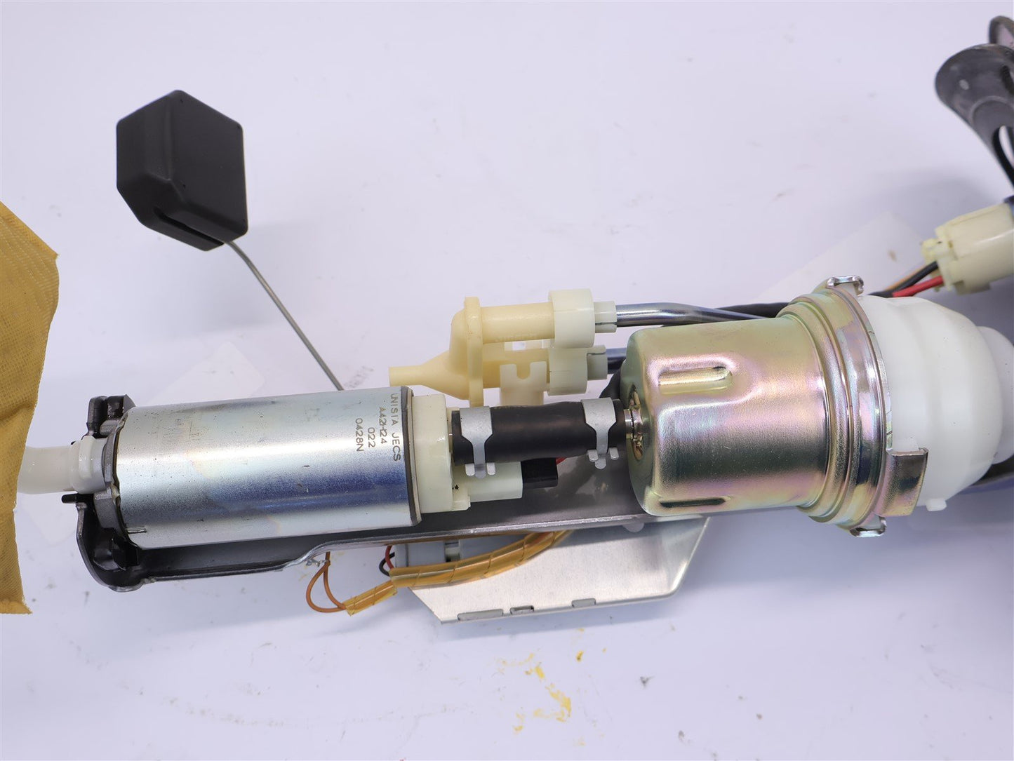 06-07 Subaru Impreza WRX Fuel Pump Assembly 2006-2007 42021SA070