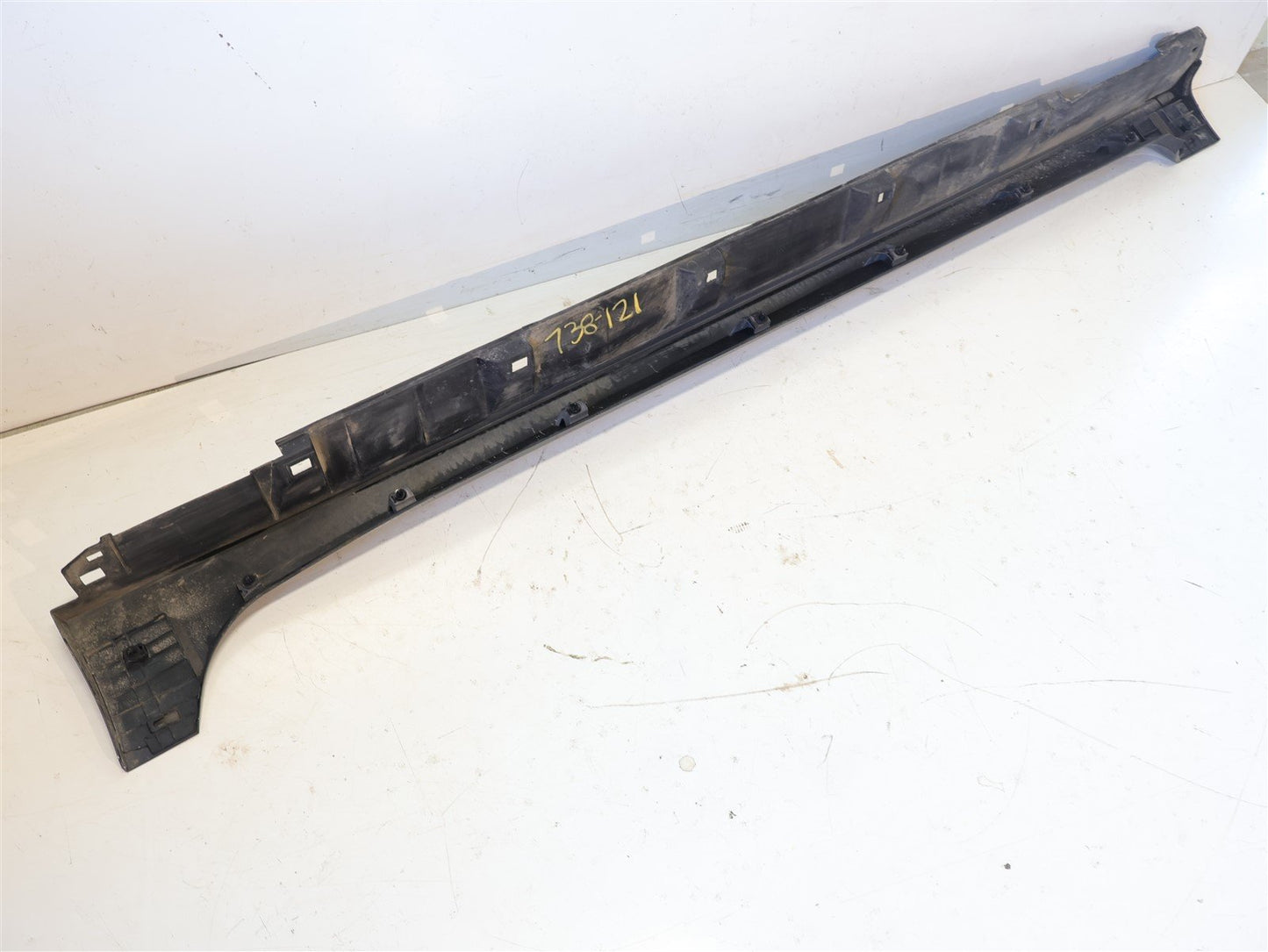2015-2021 Subaru WRX Passenger Side Skirt Bottom Rocker Panel Right RH P8Y 15-21