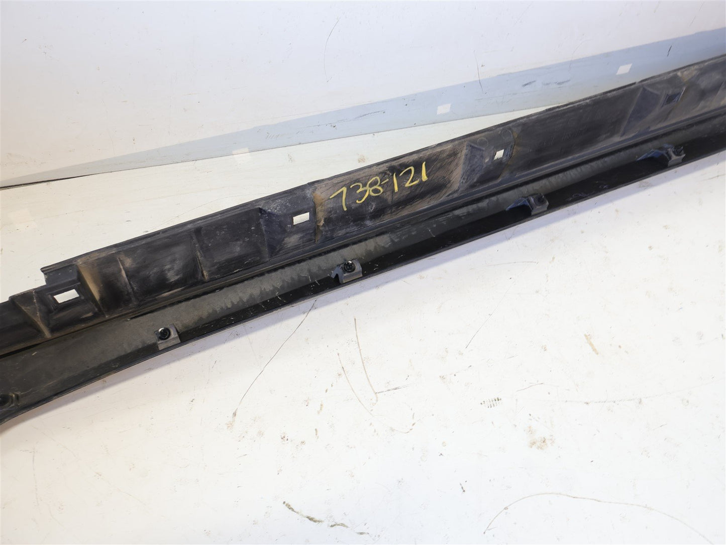 2015-2021 Subaru WRX Passenger Side Skirt Bottom Rocker Panel Right RH P8Y 15-21