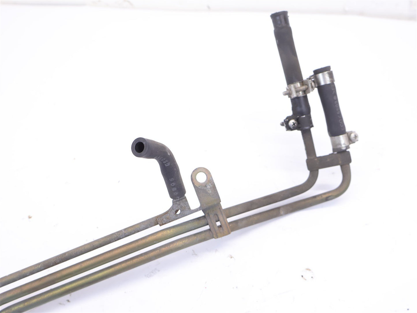 2006 2007 Subaru Impreza WRX Fuel Rail Center Under Manifold Line OEM 06-07