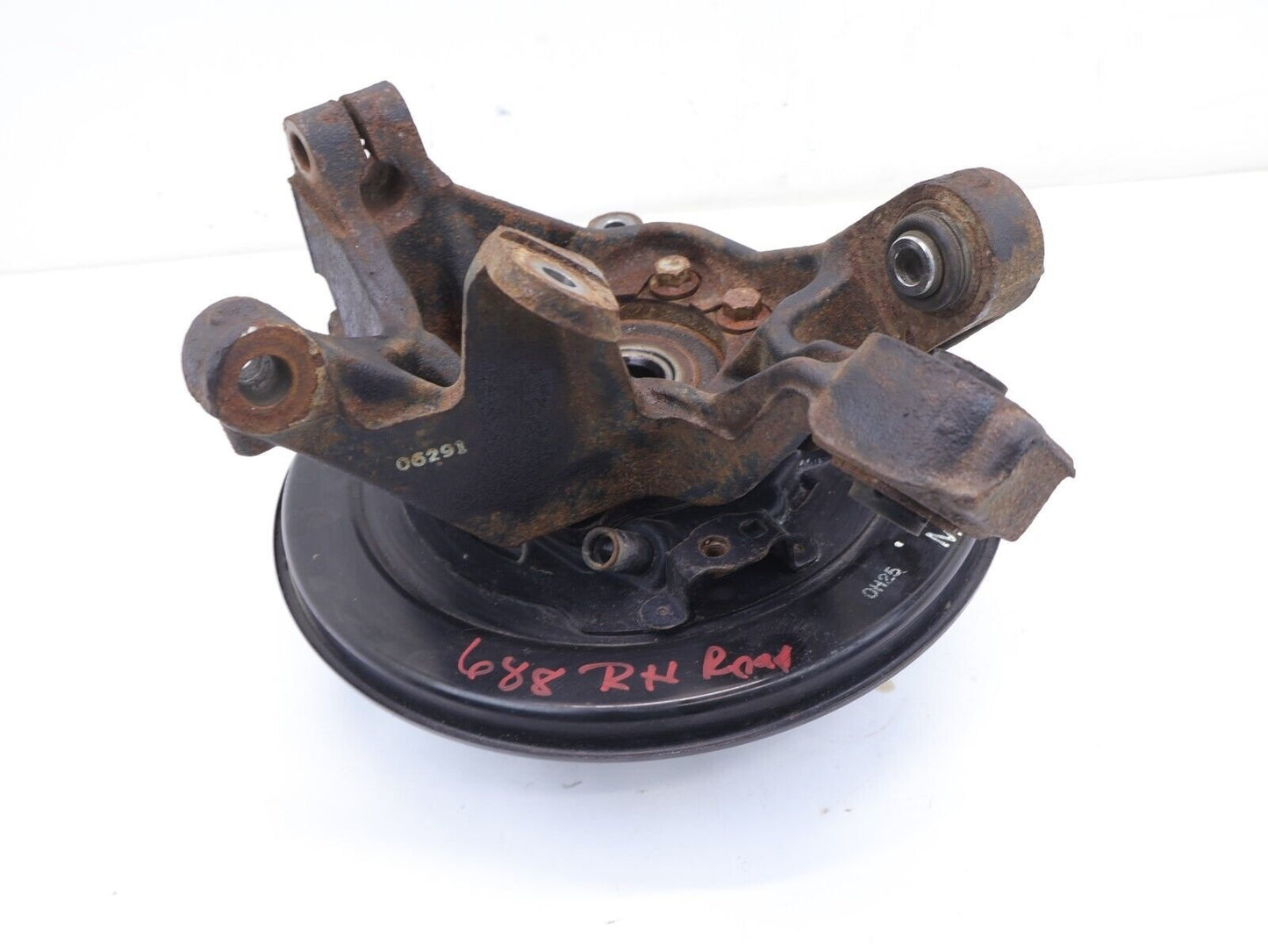 2018-2023 Subaru Crosstrek Passenger Rear Spindle Knuckle Wheel Hub RH OEM