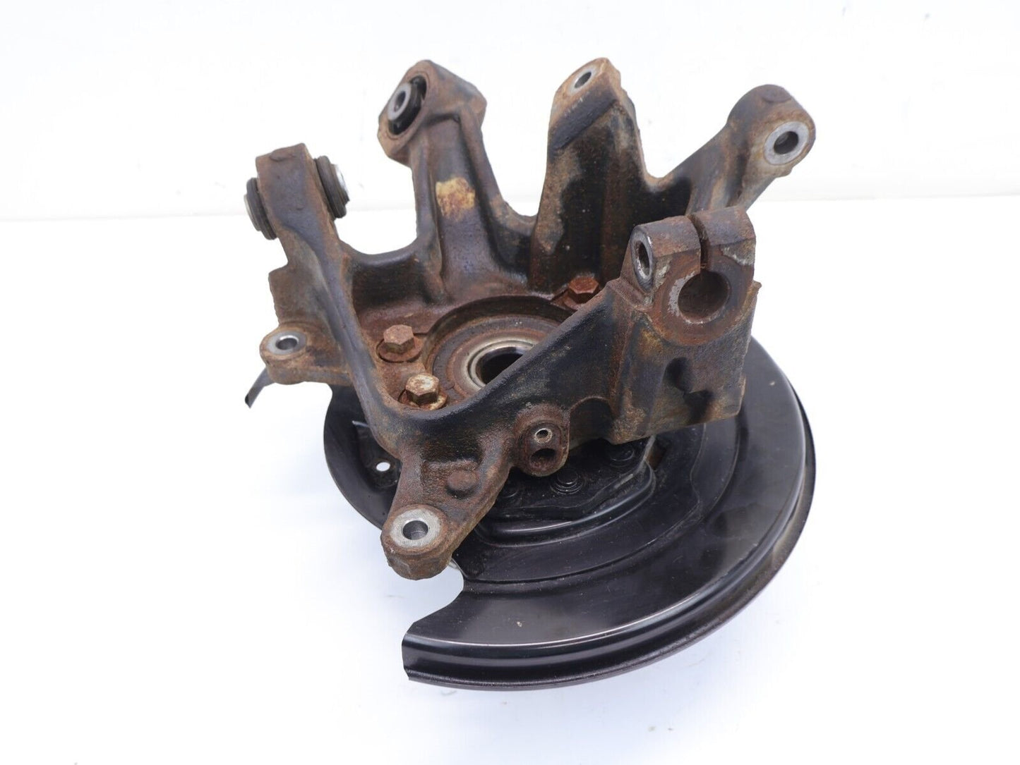 2018-2023 Subaru Crosstrek Passenger Rear Spindle Knuckle Wheel Hub RH OEM