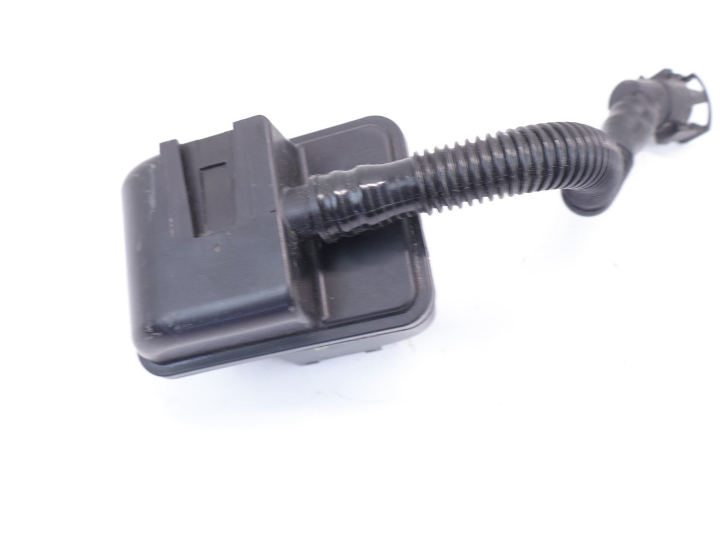 2020 Subaru WRX Charcoal Canister EVAP Module w/ Hose 42072FJ010 OEM 2015-2021