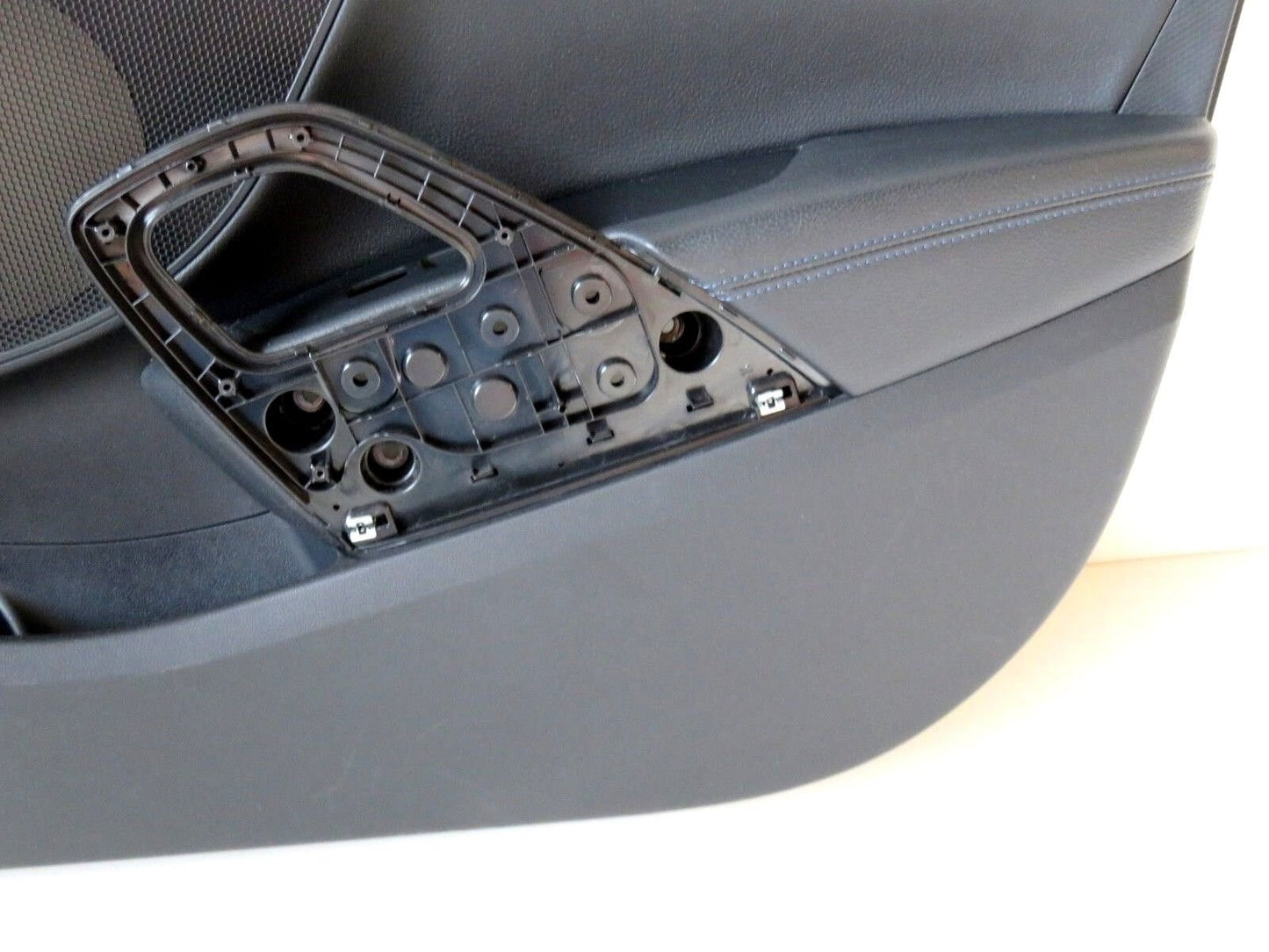 2013 Hyundai Veloster Turbo Front Door Panel Interior Passenger RH Right 13-17