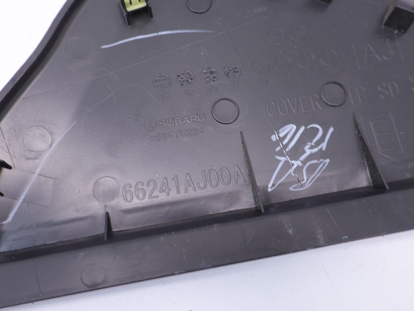 2012 Subaru Legacy Outback Dashboard End Trim Side Panel Dash Passenger Right RH