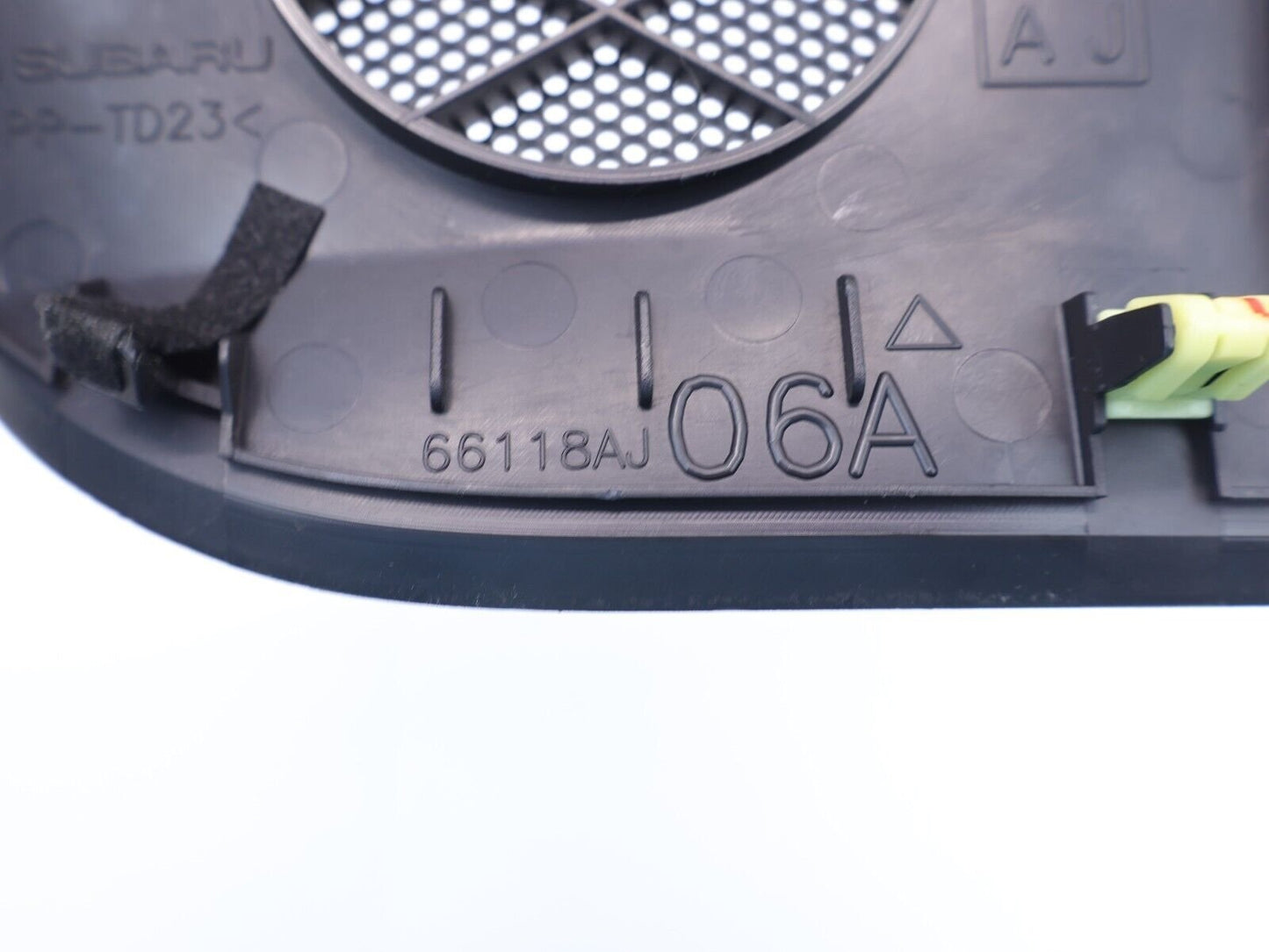 2010-2014 Subaru Legacy & Outback Dash Speaker Grille Trim Panel LH Driver Left