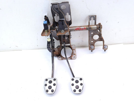 2007 Subaru Legacy Spec B Brake & Clutch Pedal Assembly MT OEM 07