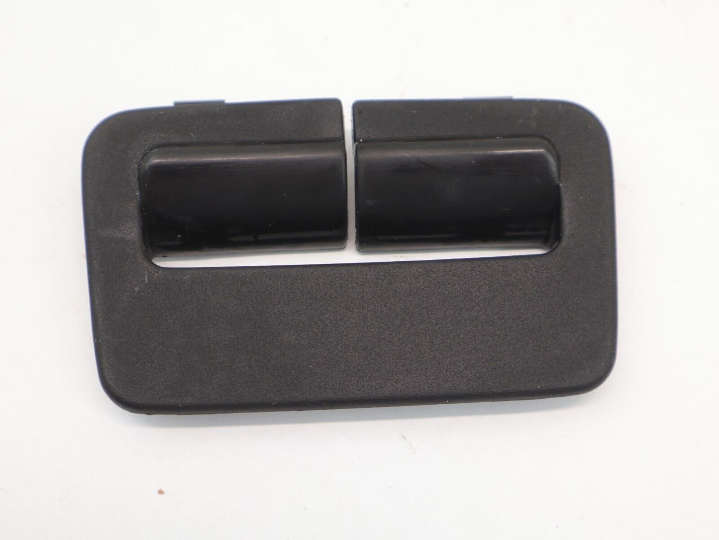 2005-2009 Subaru Legacy GT Rear Seat Belt Guide Trim Black OEM 05-09 SEDAN