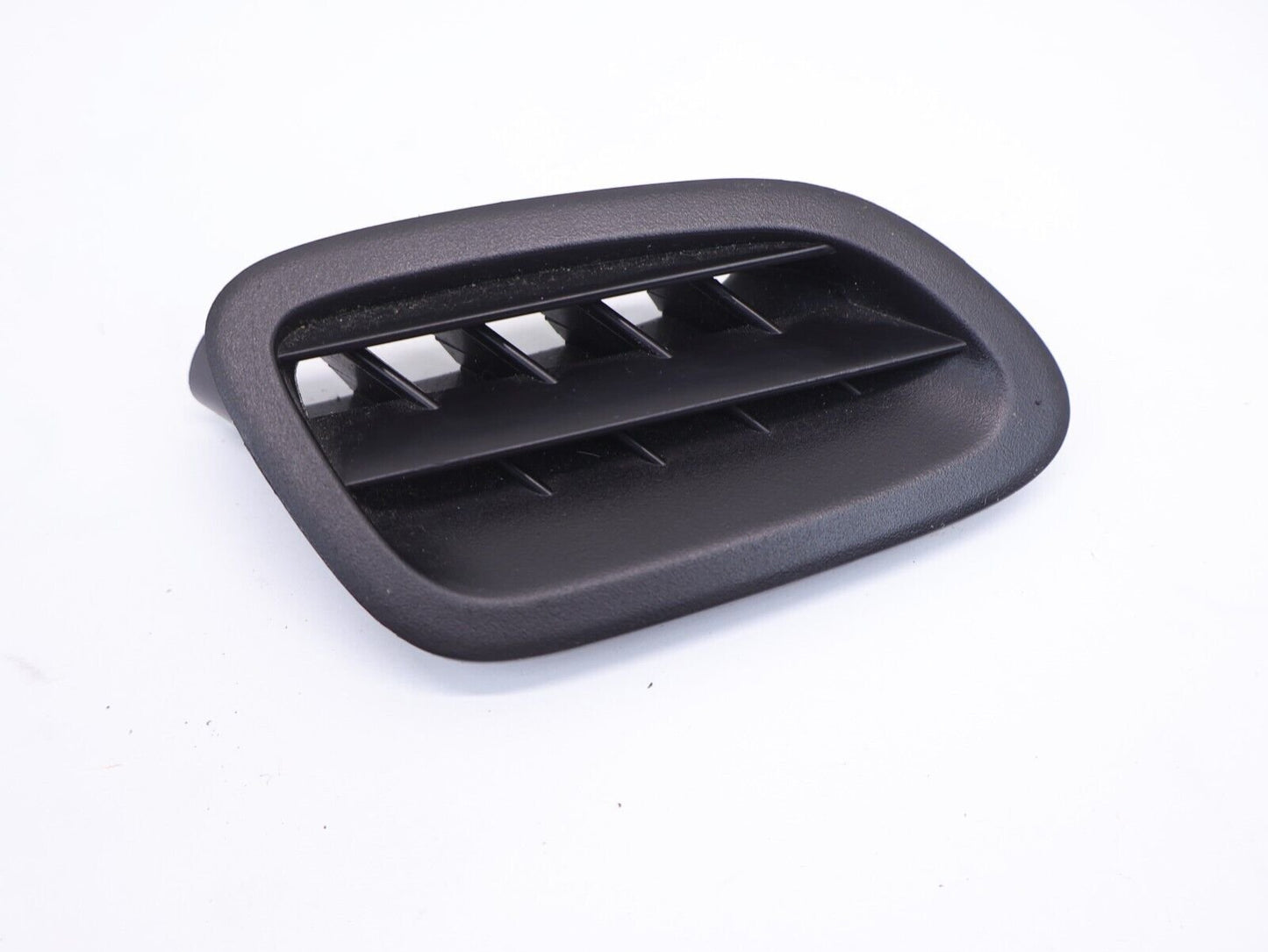 2005-2009 Subaru Legacy Outback Defrost Vent Upper Top Dash RH Passenger Right
