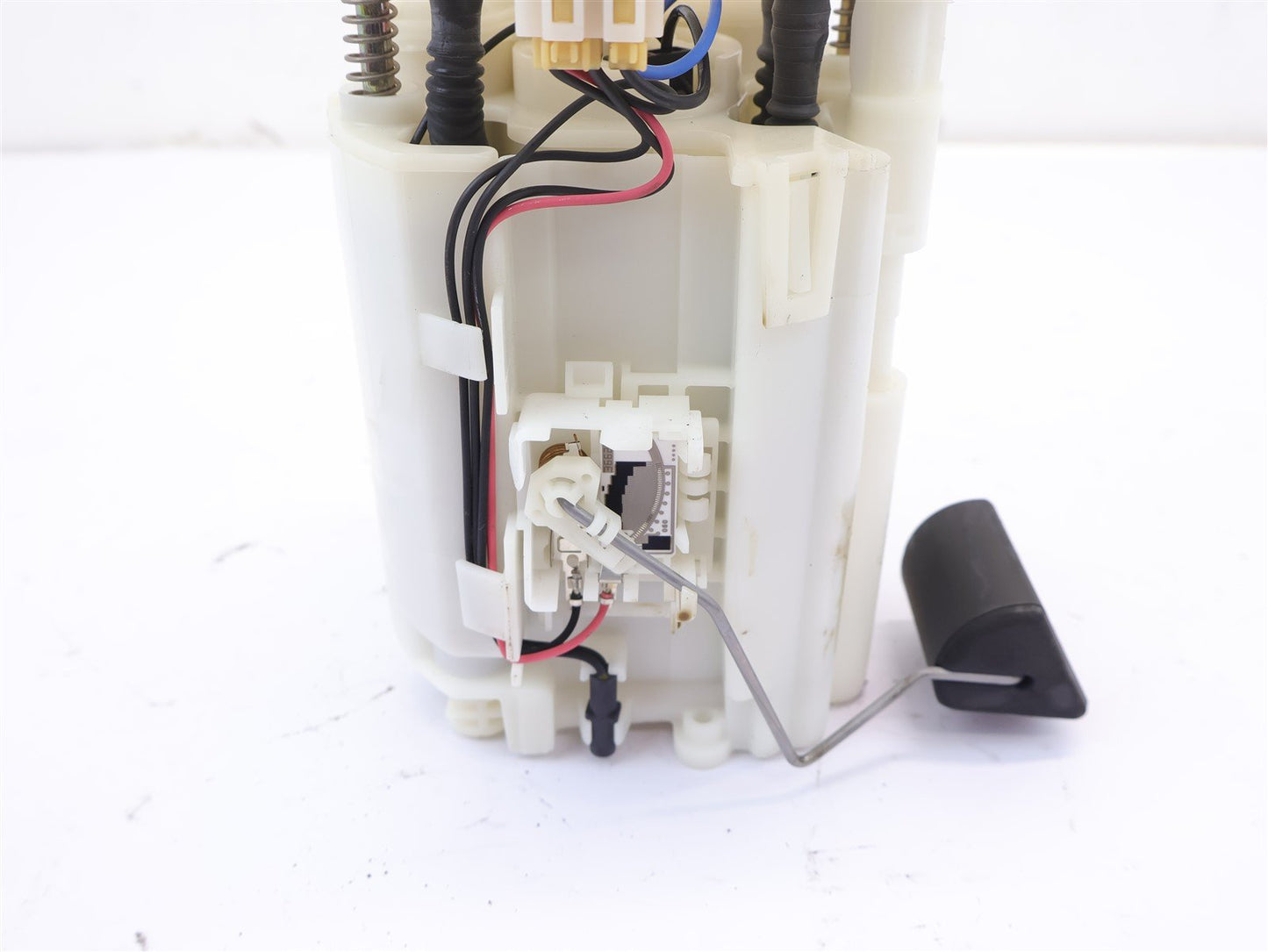 2005-2009 Subaru Legacy GT Fuel Pump Assembly 2.5L Turbo OEM 05-09