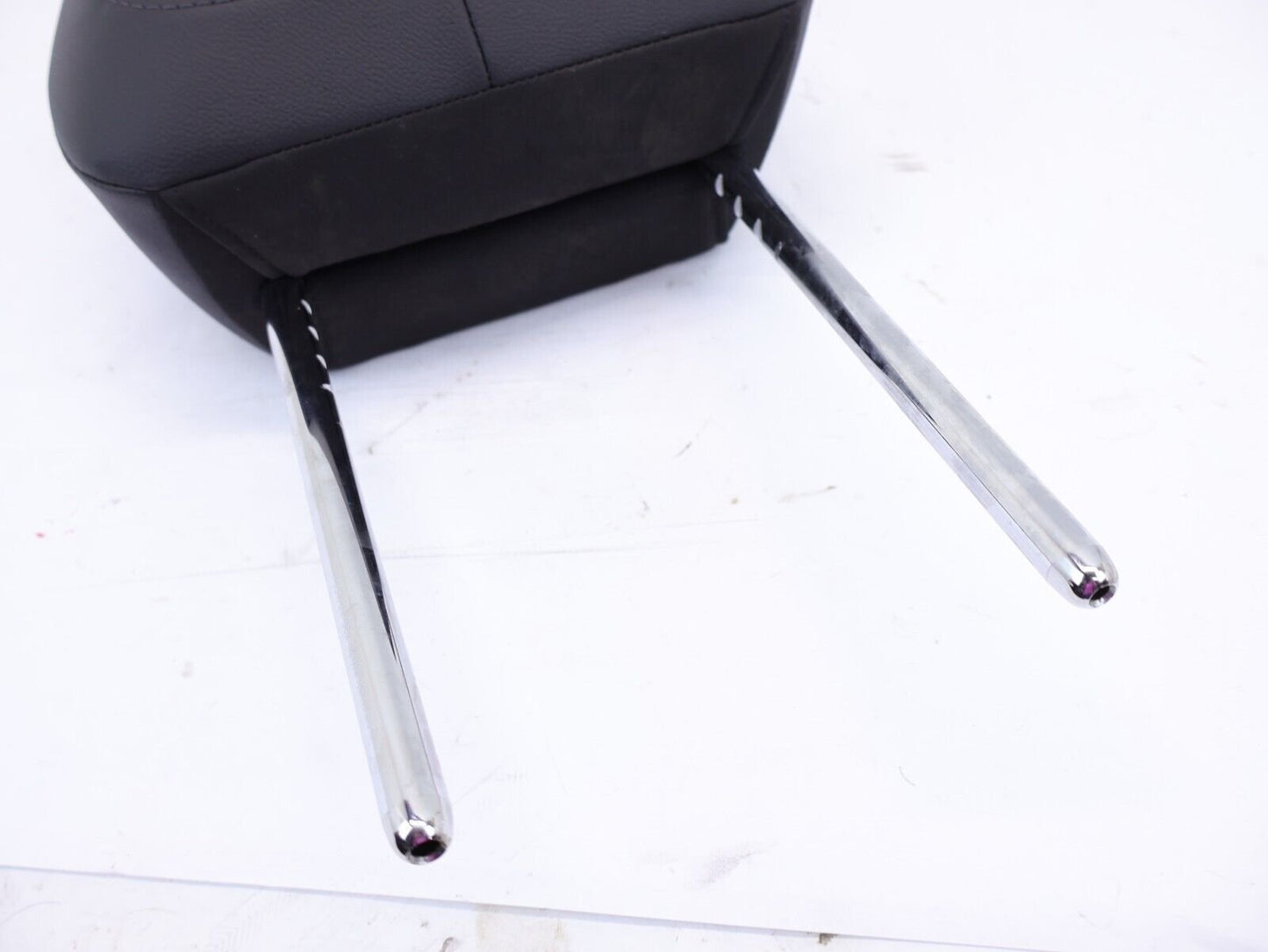 2022 Alfa Romeo Giulia Front Seat Headrest Driver LH Black Leather OEM 2017-2022