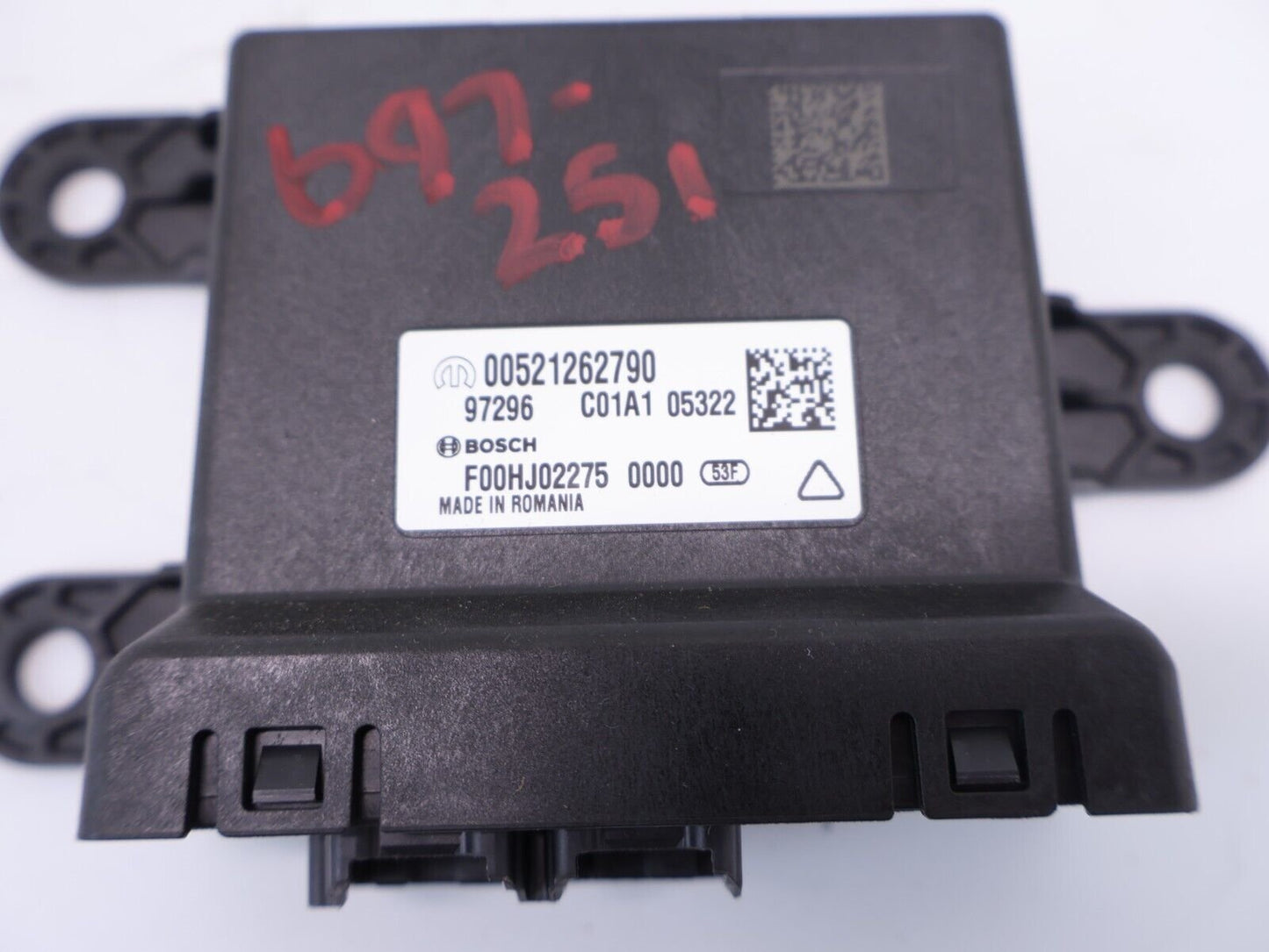 2017-2022 Alfa Romeo Giulia Parking Assist Gateway Control Module 521262790 OEM