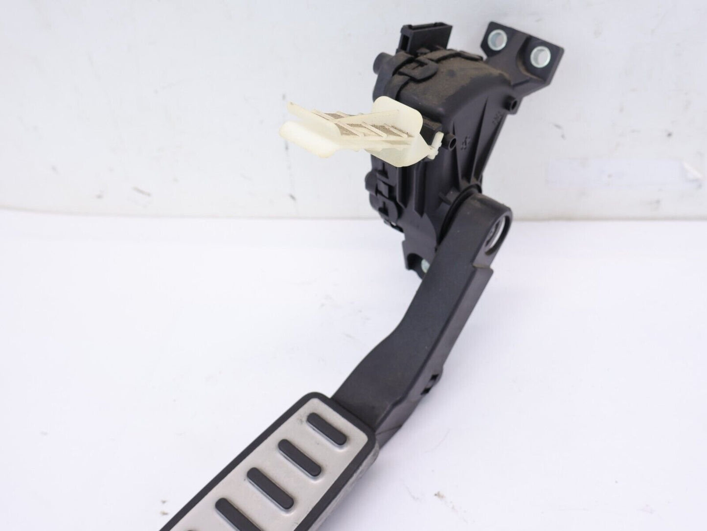 2003-2010 Porsche Cayenne Gas Pedal Accelerator Fuel Assembly OEM