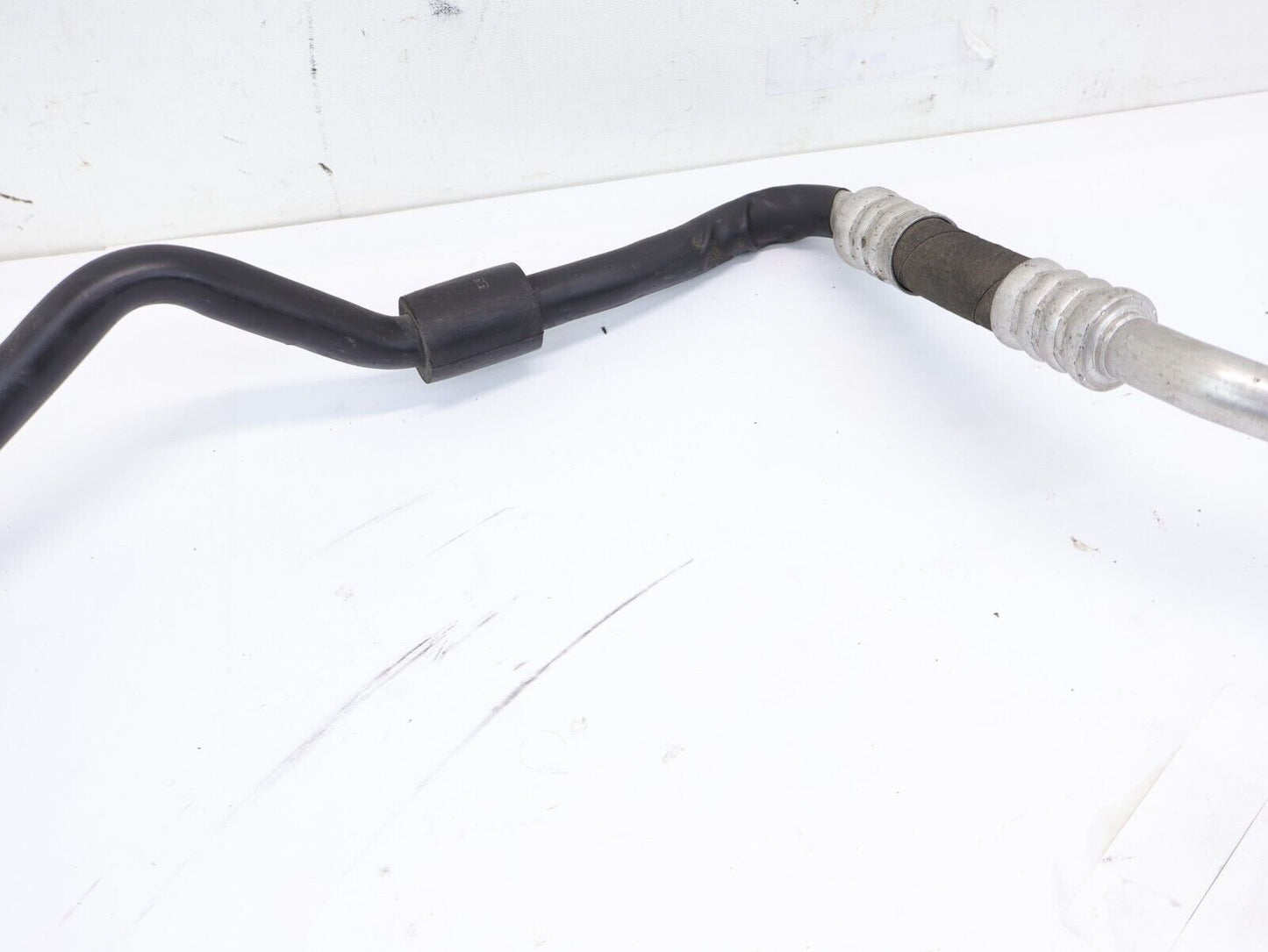 2008-2010 Porsche Cayenne A/C AC Line Hose Pipe OEM 7L5820017L