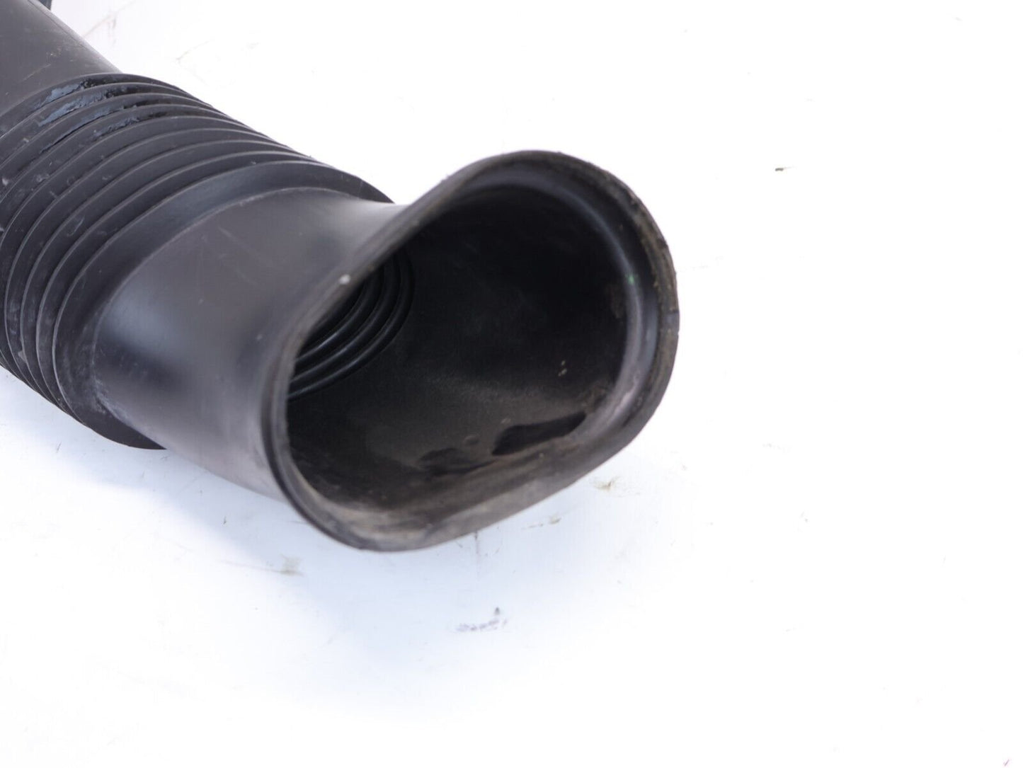 2008 Porsche Cayenne S Air Intake Hose Tube Pipe 7L5128752 OEM 2003-2010