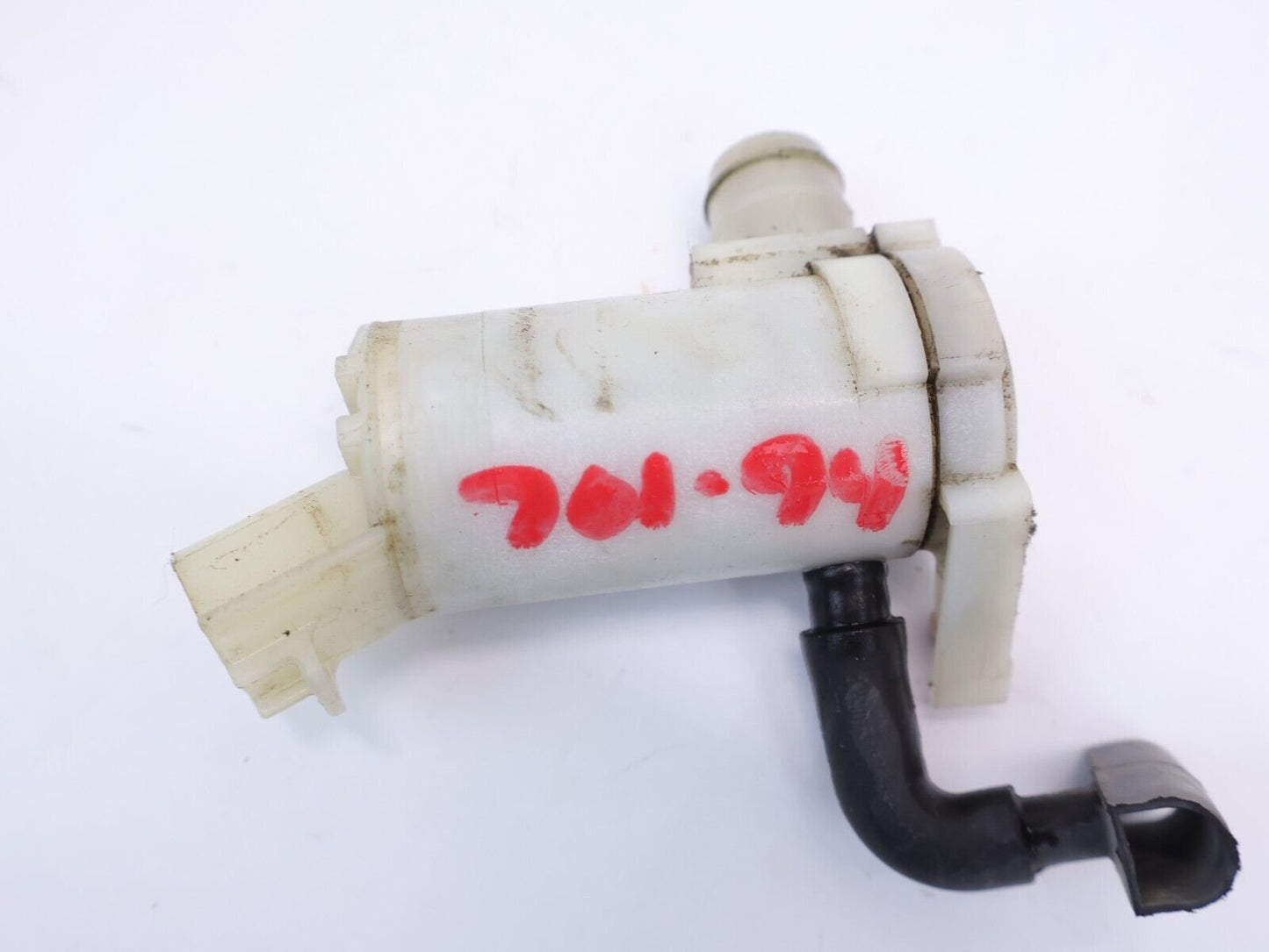 2015 Subaru XV Crosstrek Washer Reservoir Pump Motor Fluid OEM 2013-2017