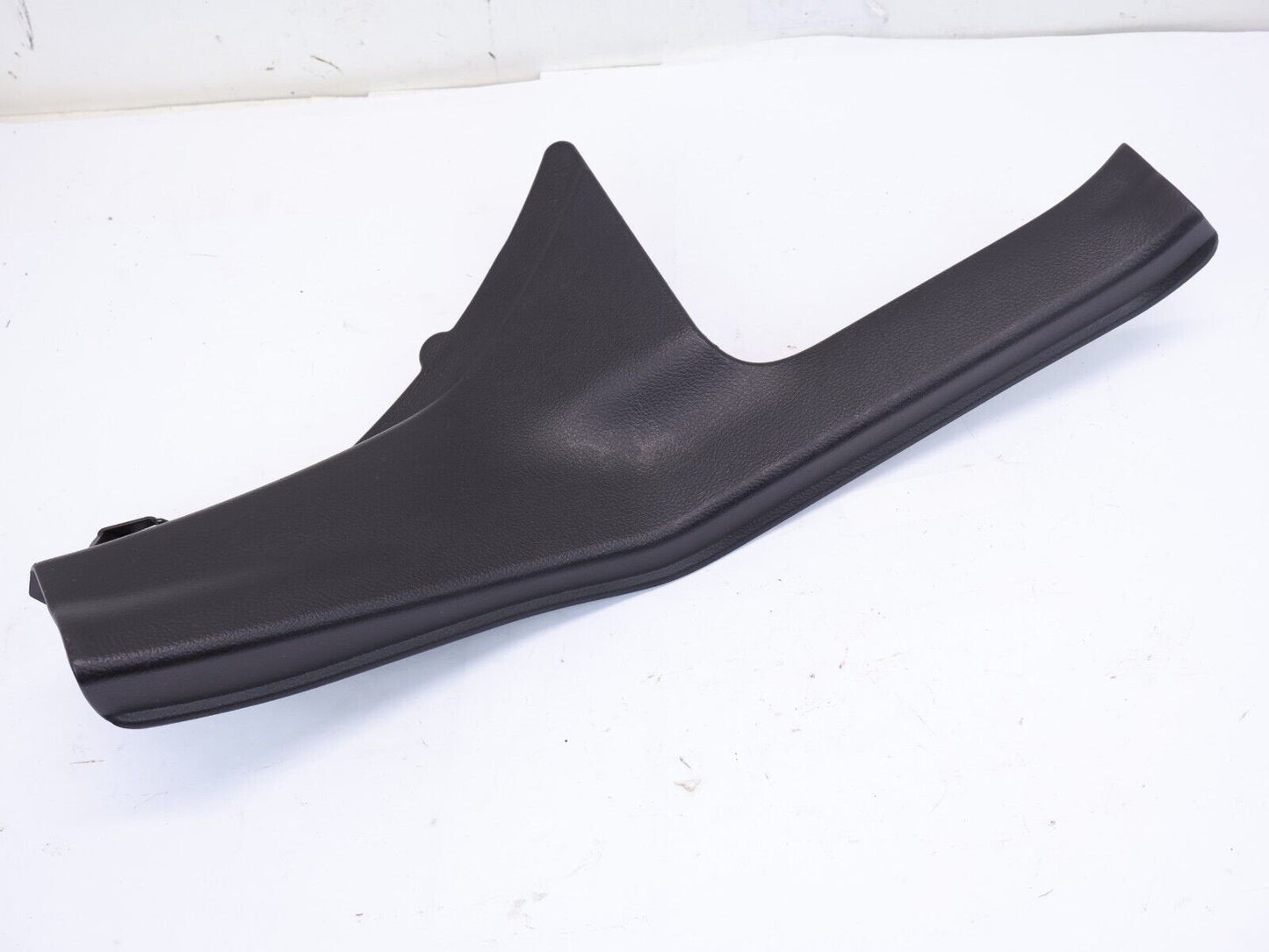 2015 Subaru Crosstrek Passenger Rear Door Sill Trim Cover Right RH OEM 2013-2017