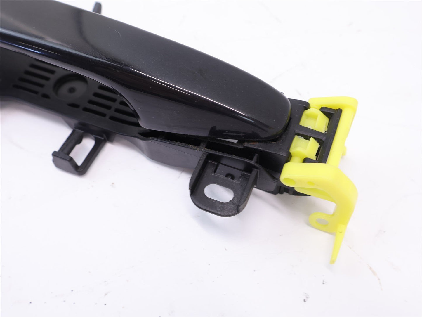 2013-2017 Subaru Crosstrek Passenger Front Door Handle Exterior 61k RH OEM