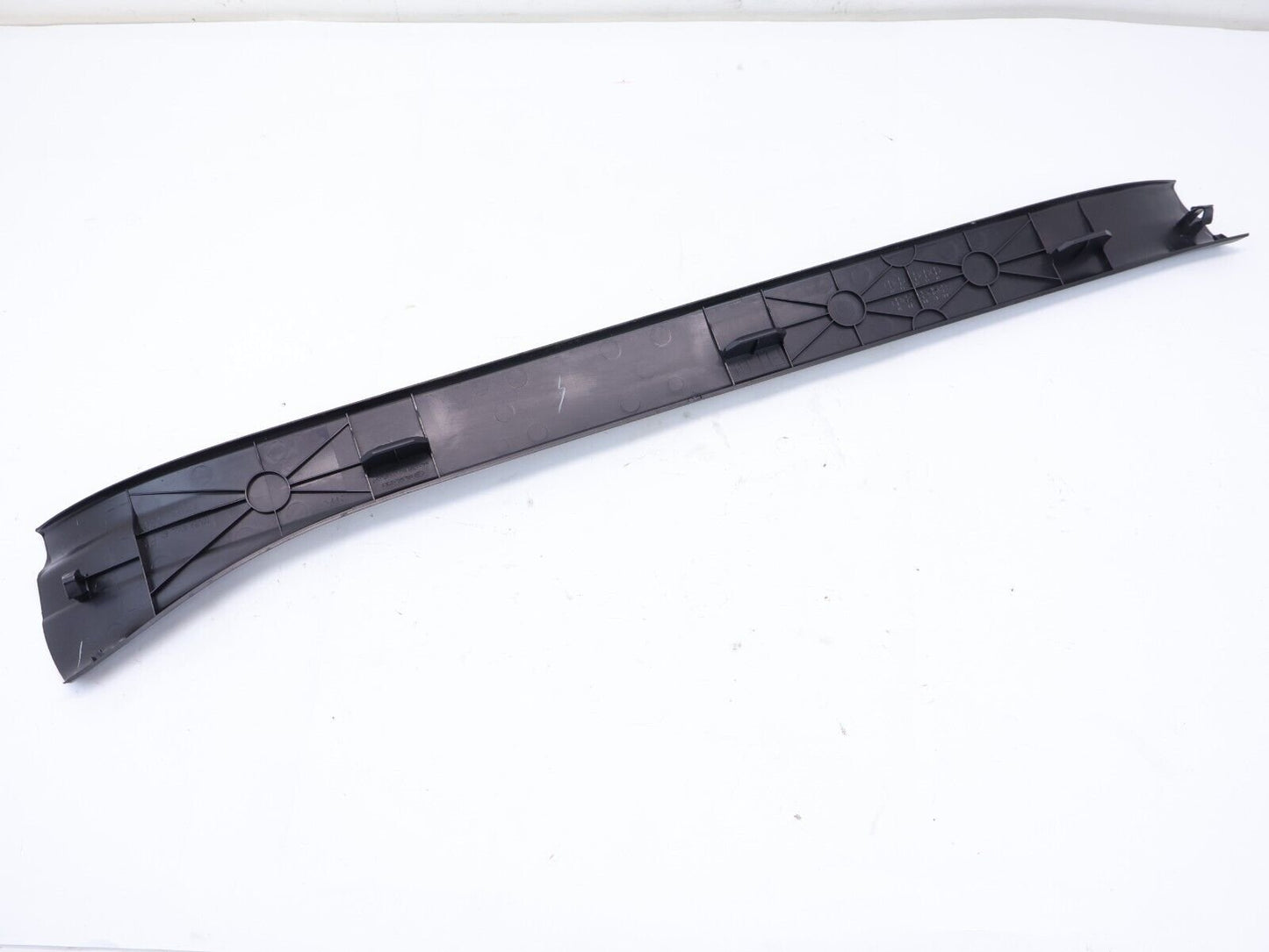 2020 Subaru Crosstrek Driver Front Door Sill Trim Scuff Left LH OEM 2018-2023