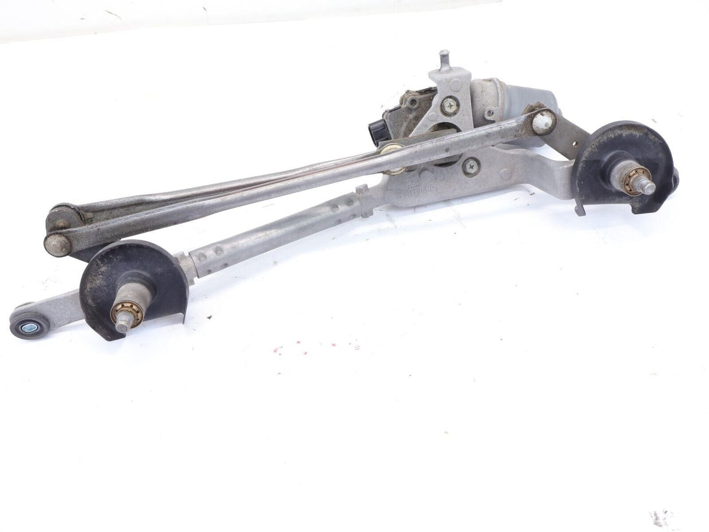 2020 Subaru Crosstrek Front Wiper Motor and Linkage Windshield OEM 2018-2021