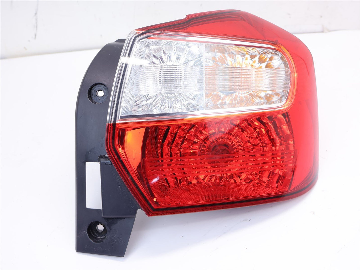 13-17 Subaru XV Crosstrek Passenger Tail Light Lamp RH Right Side 2013-2017