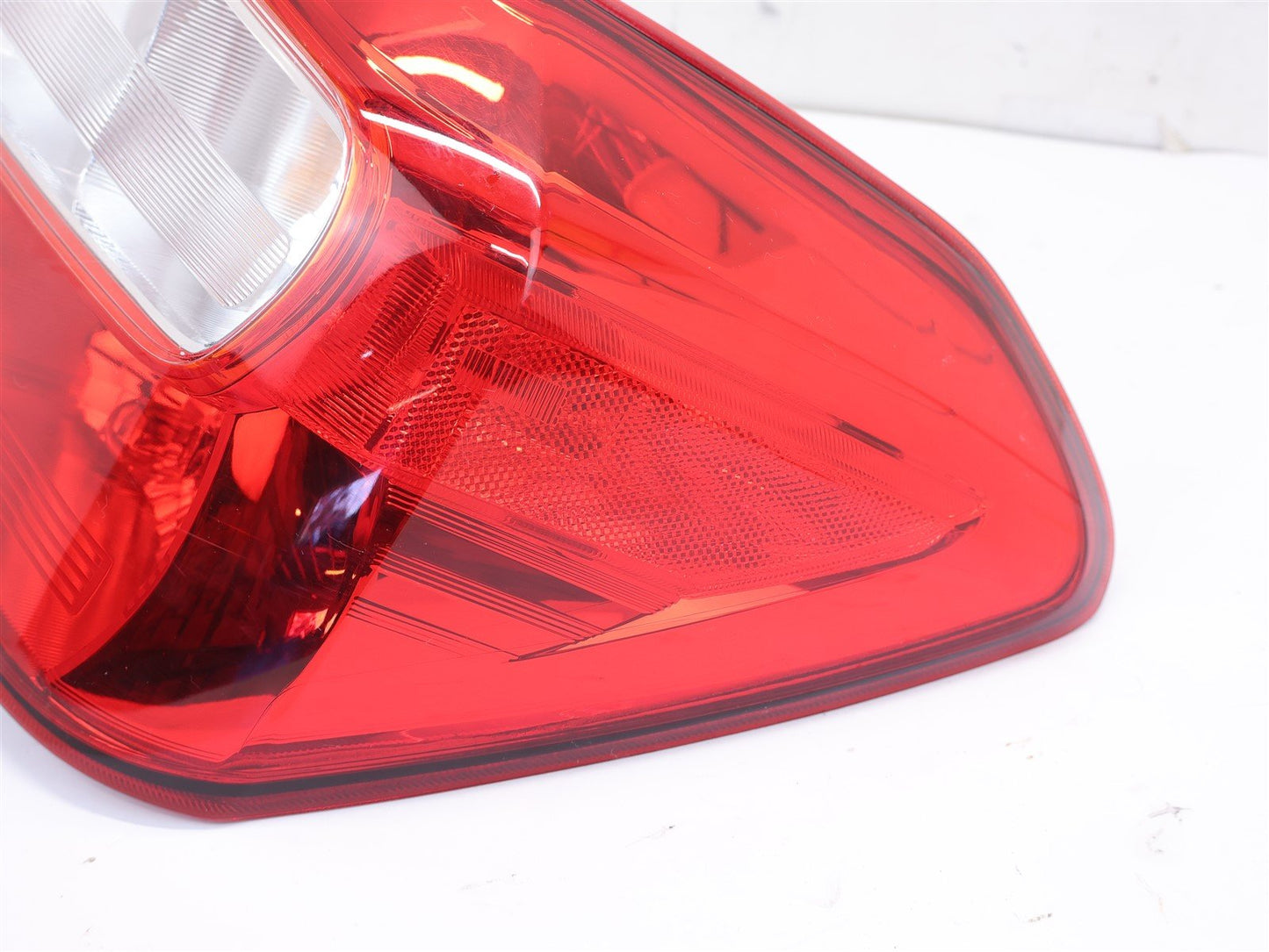 13-17 Subaru XV Crosstrek Passenger Tail Light Lamp RH Right Side 2013-2017