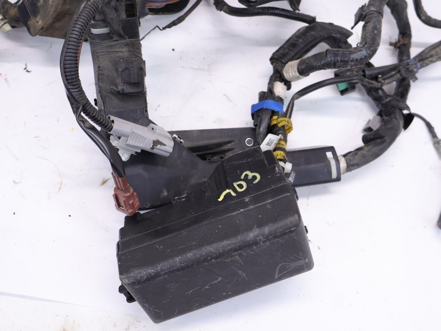 2020 Subaru Crosstrek Engine Bay Wiring Harness Fuse Box Front DAMAGE 81402FL022