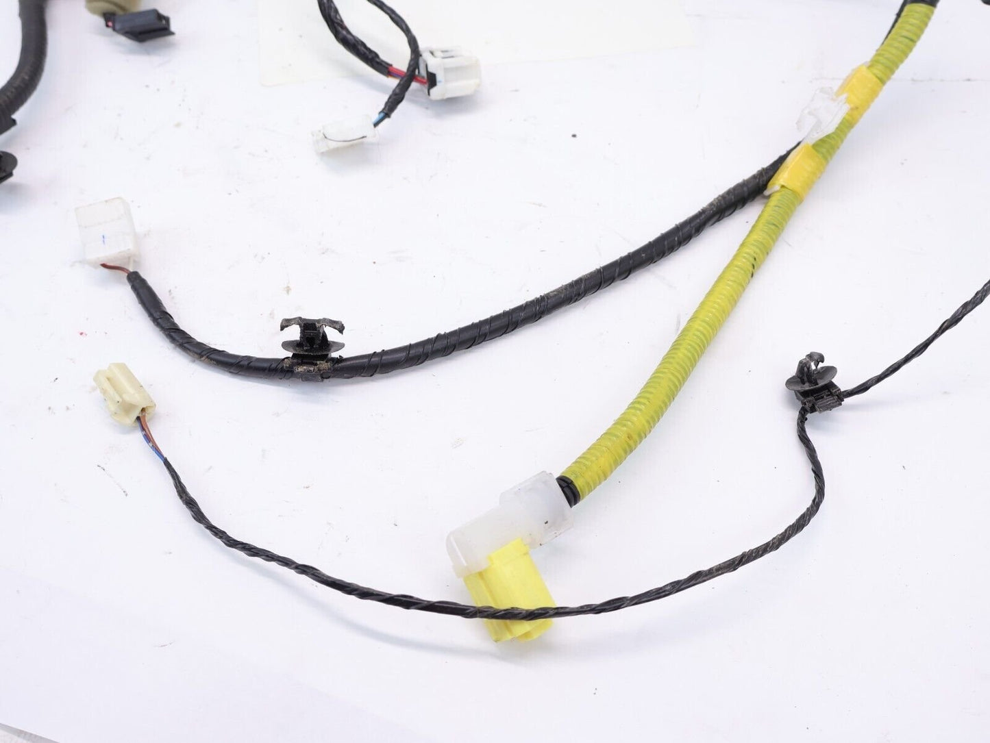 2014-2016 Subaru Forester Passenger Front Door Wiring Harness RH Wire 81821SG360