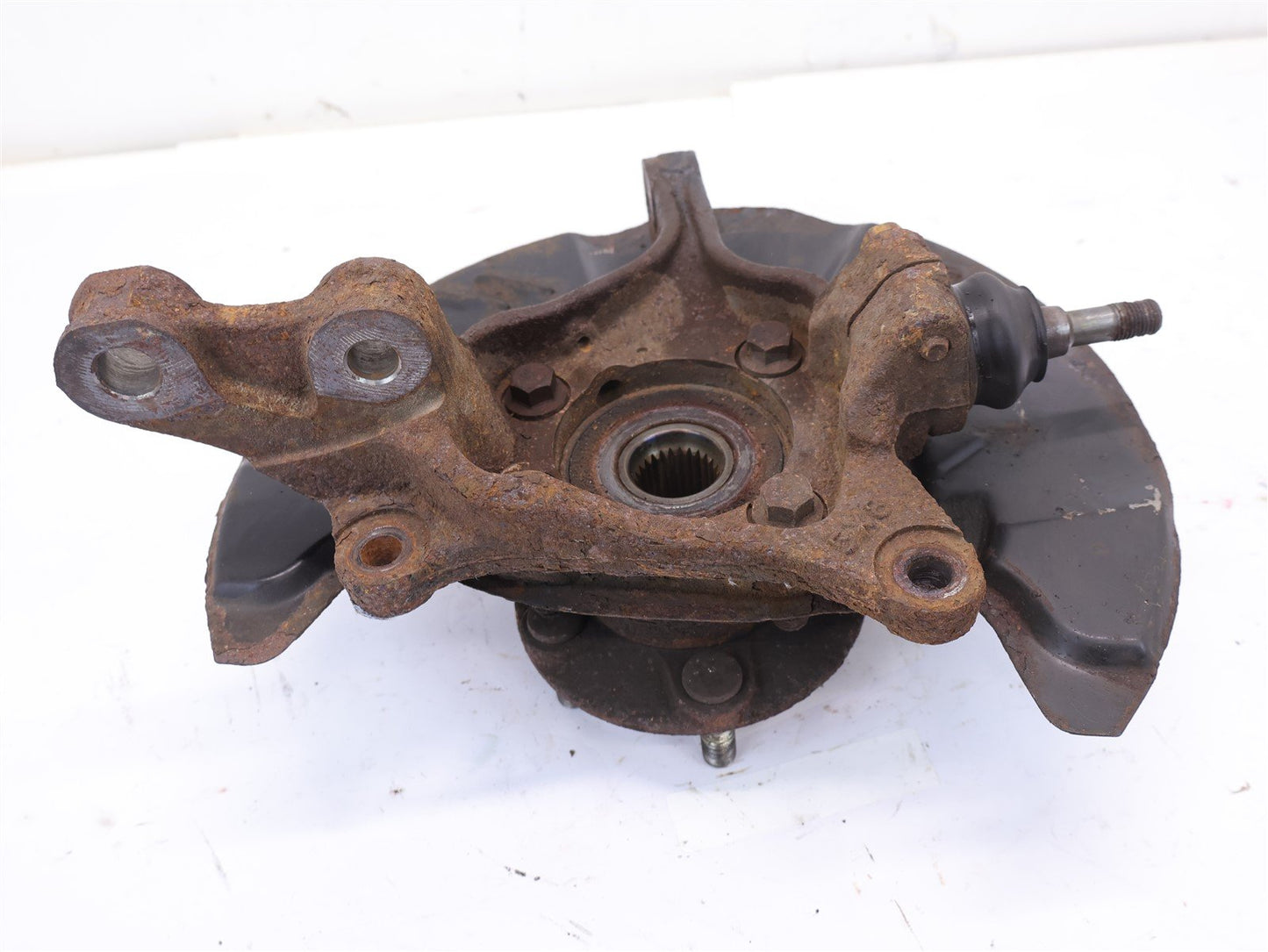 2014-2018 Subaru Forester Driver Front Spindle Knuckle Assembly LH Left OEM